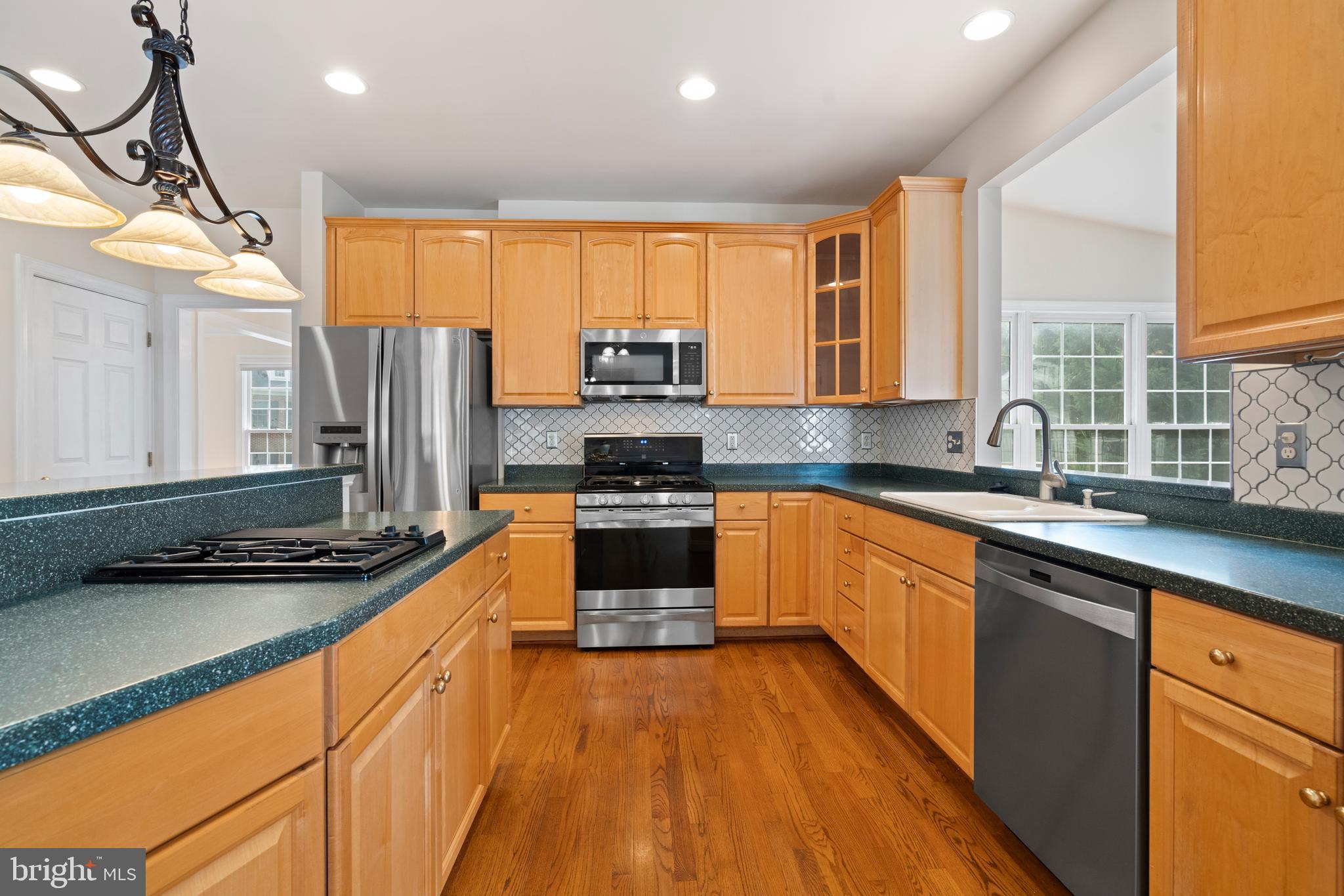 RED FOX ESTATES - Residential