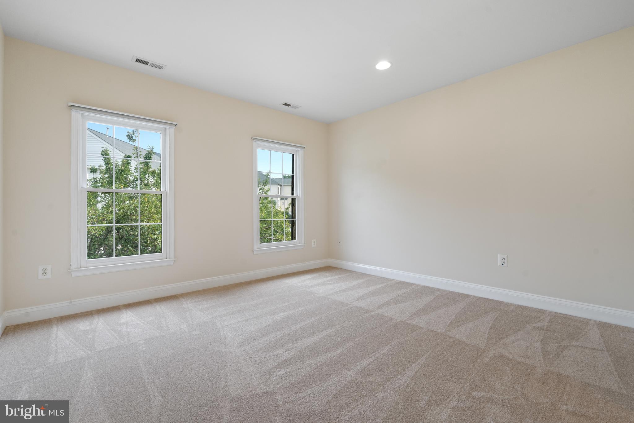 RED FOX ESTATES - Residential