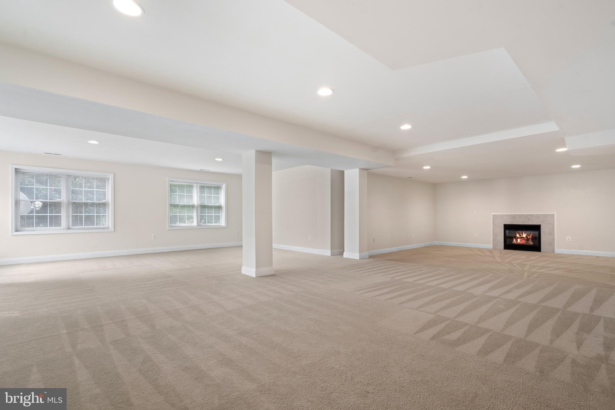 RED FOX ESTATES - Residential