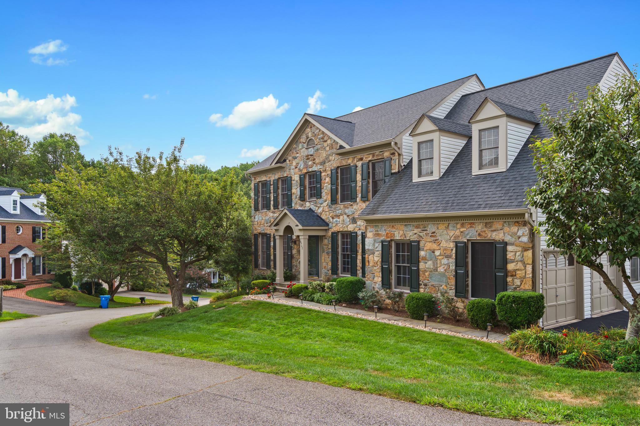 RED FOX ESTATES - Residential