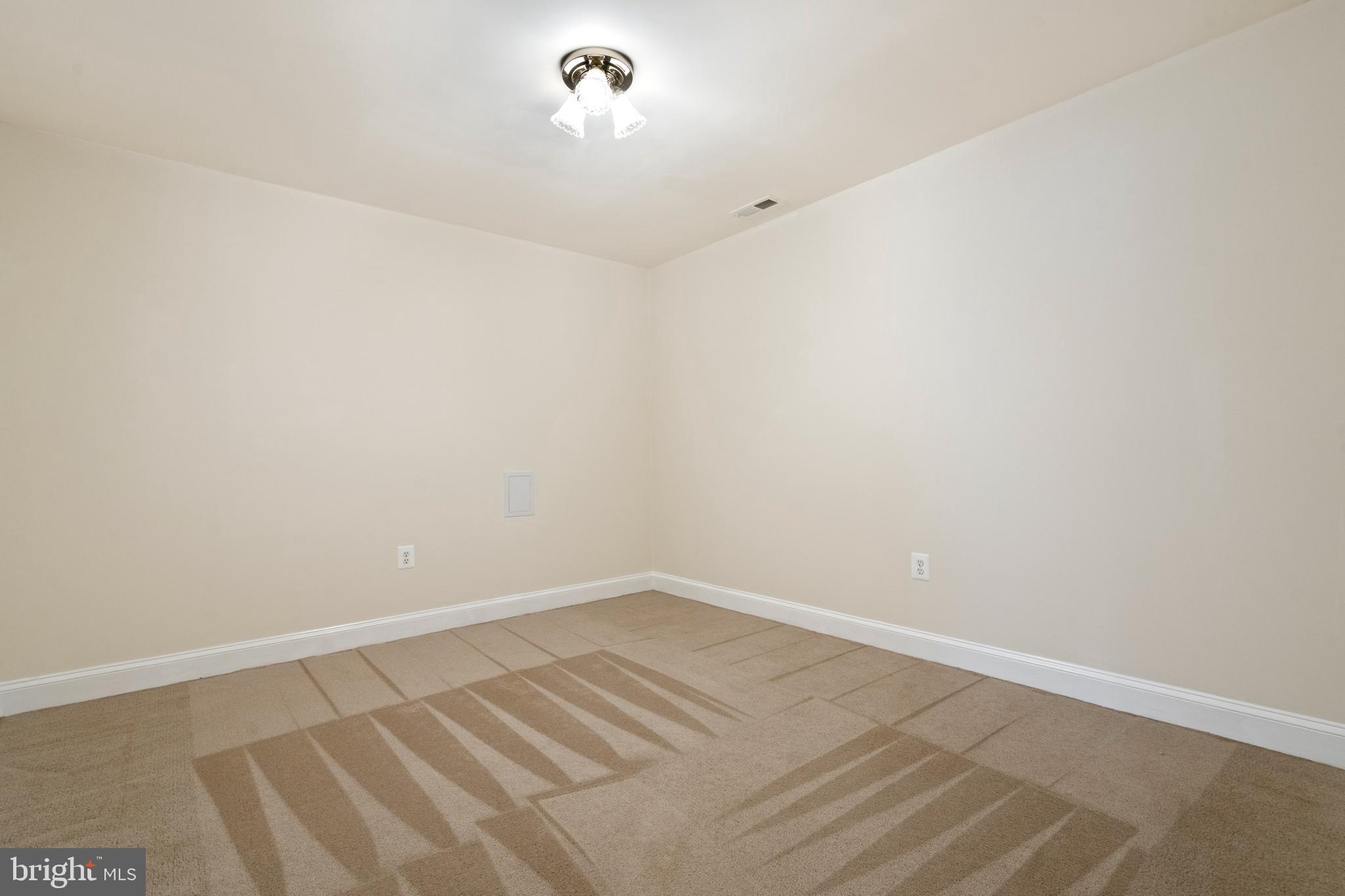 RED FOX ESTATES - Residential