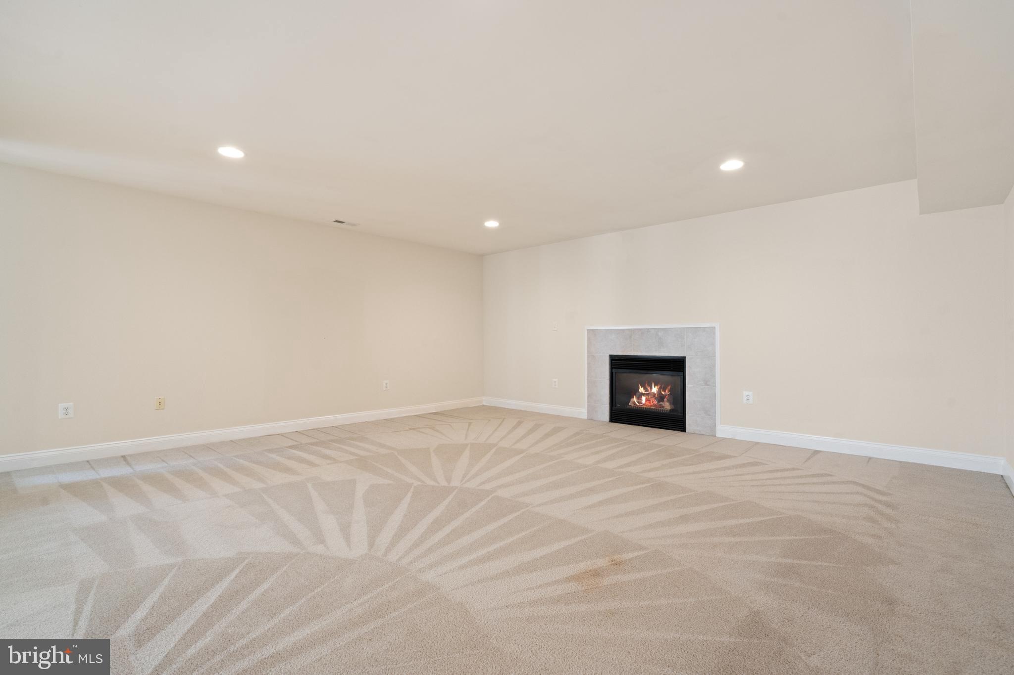 RED FOX ESTATES - Residential