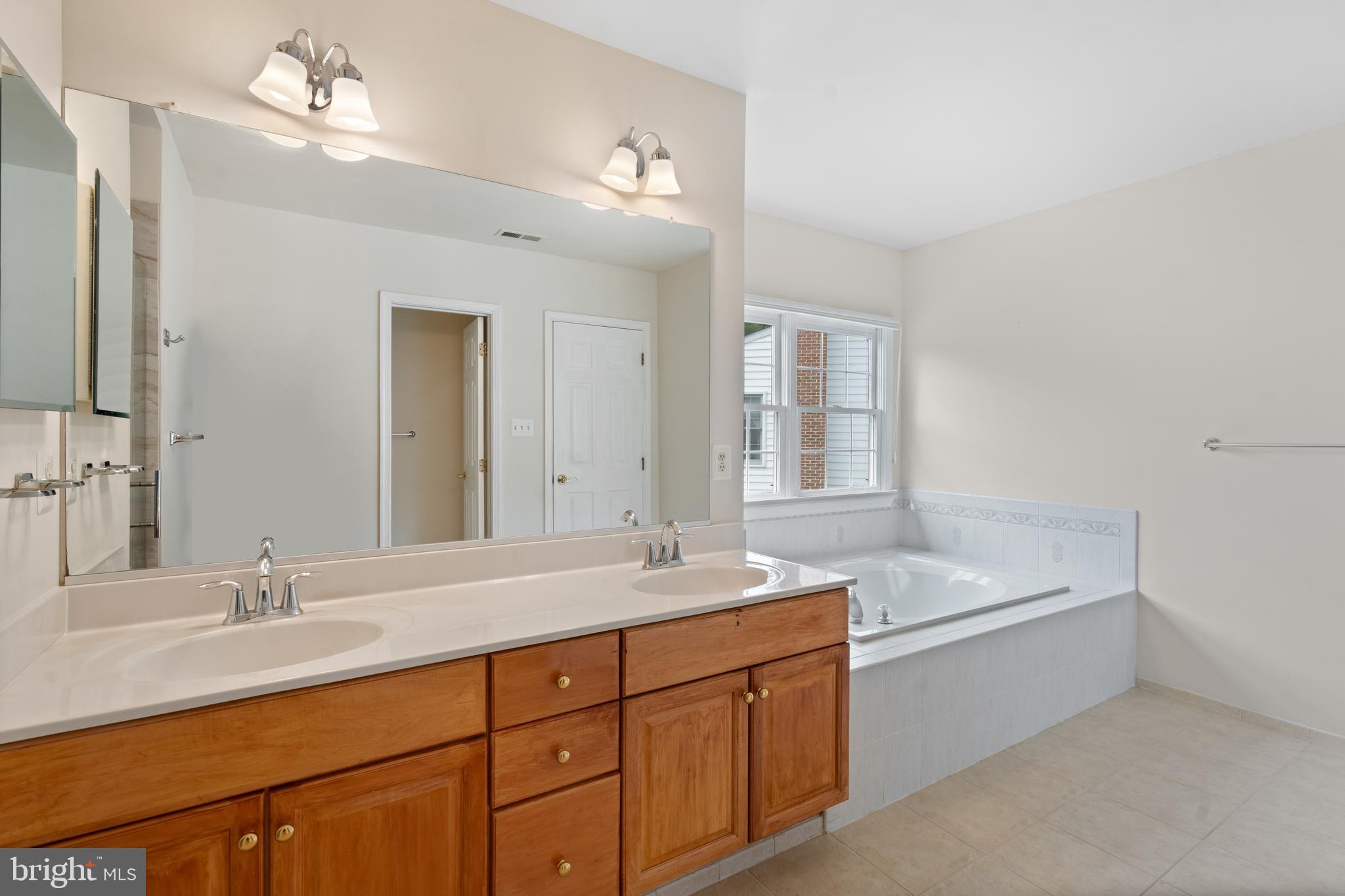 RED FOX ESTATES - Residential