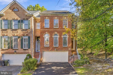 Photo of 12463 Rose Path Circle, FAIRFAX, VA 22033 (MLS # VAFX2347338)
