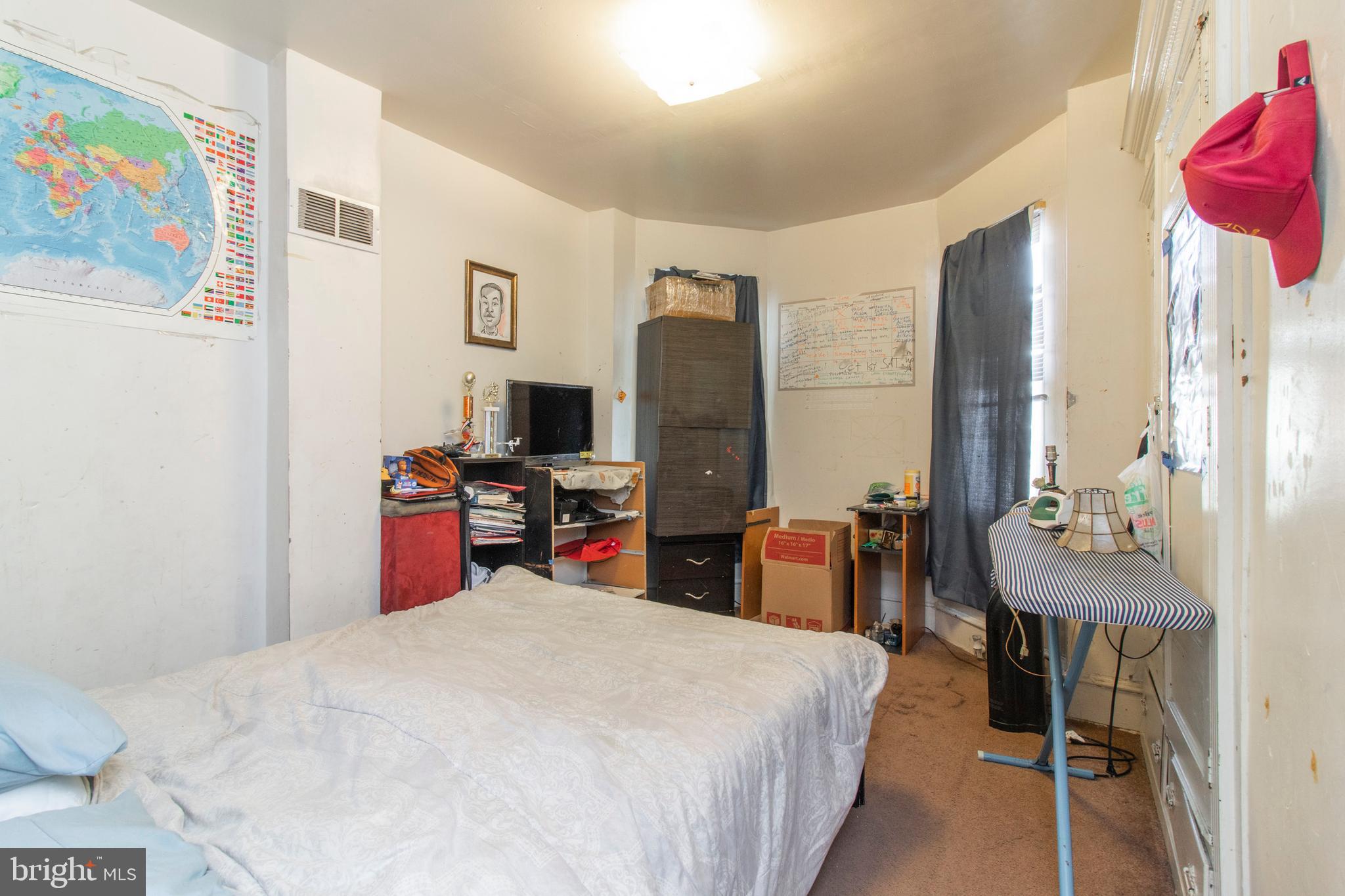 WALNUT HILL - Residential