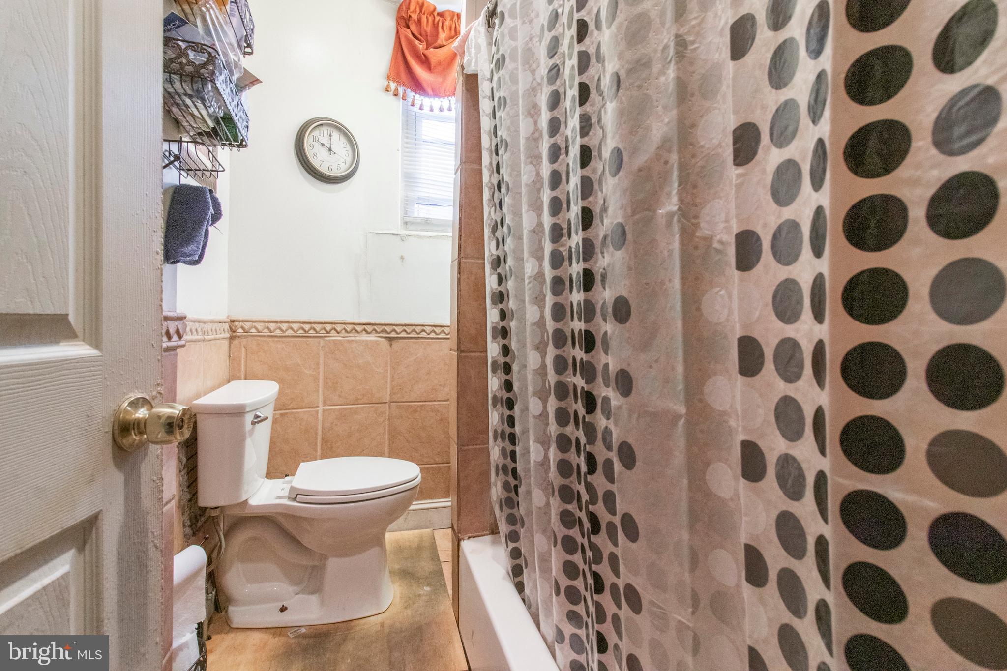 WALNUT HILL - Residential