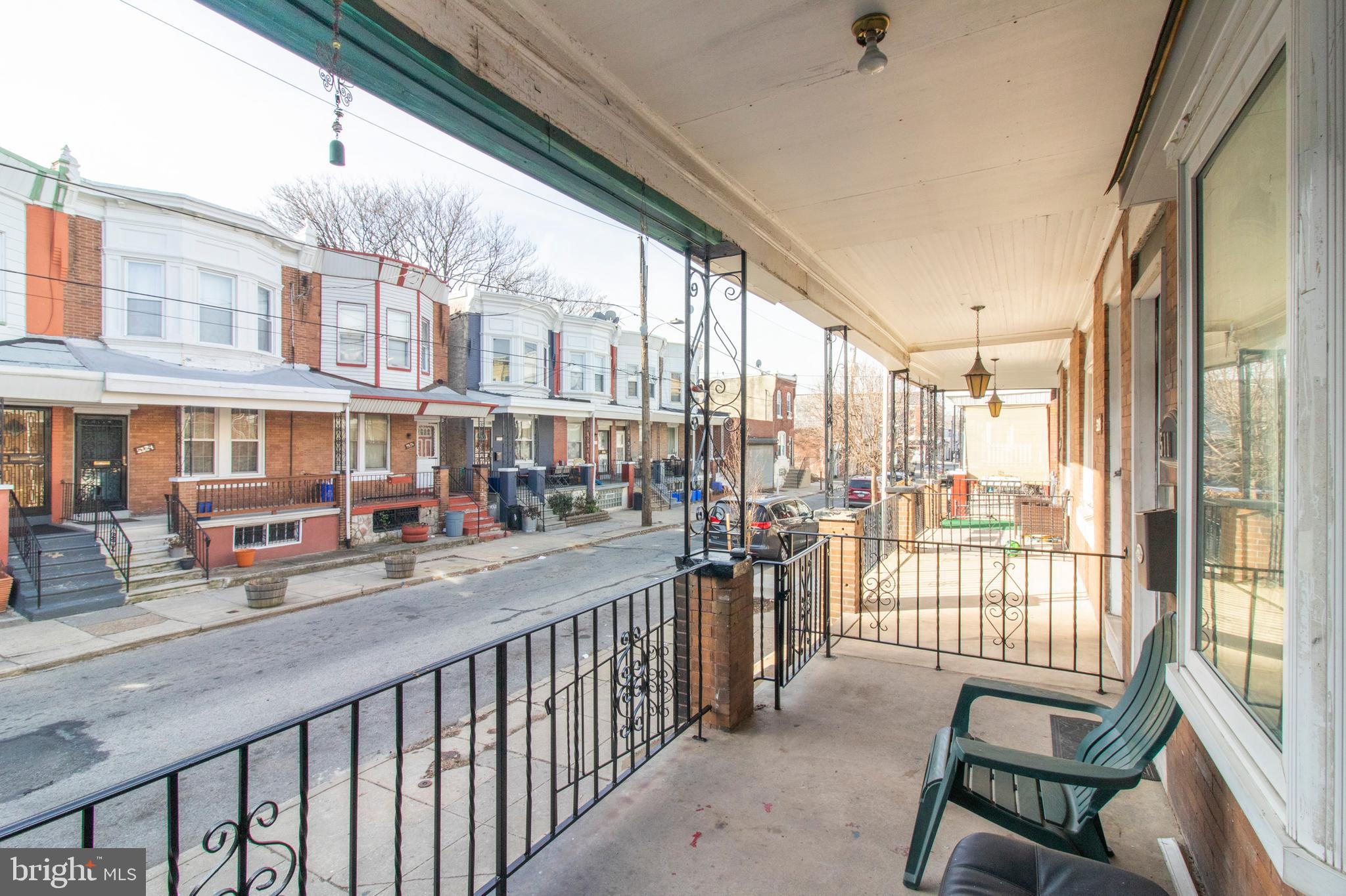 WALNUT HILL - Residential