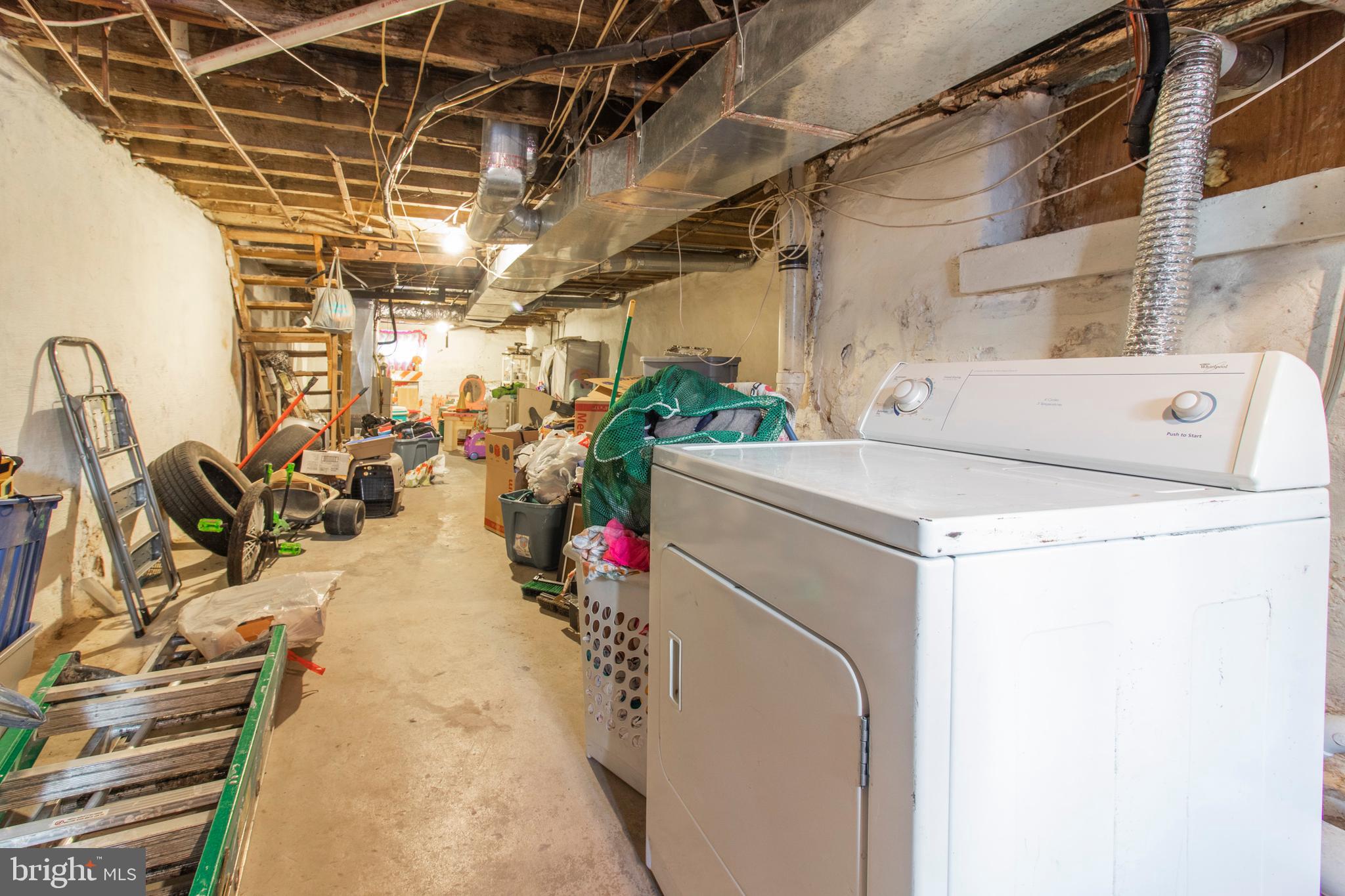 WALNUT HILL - Residential