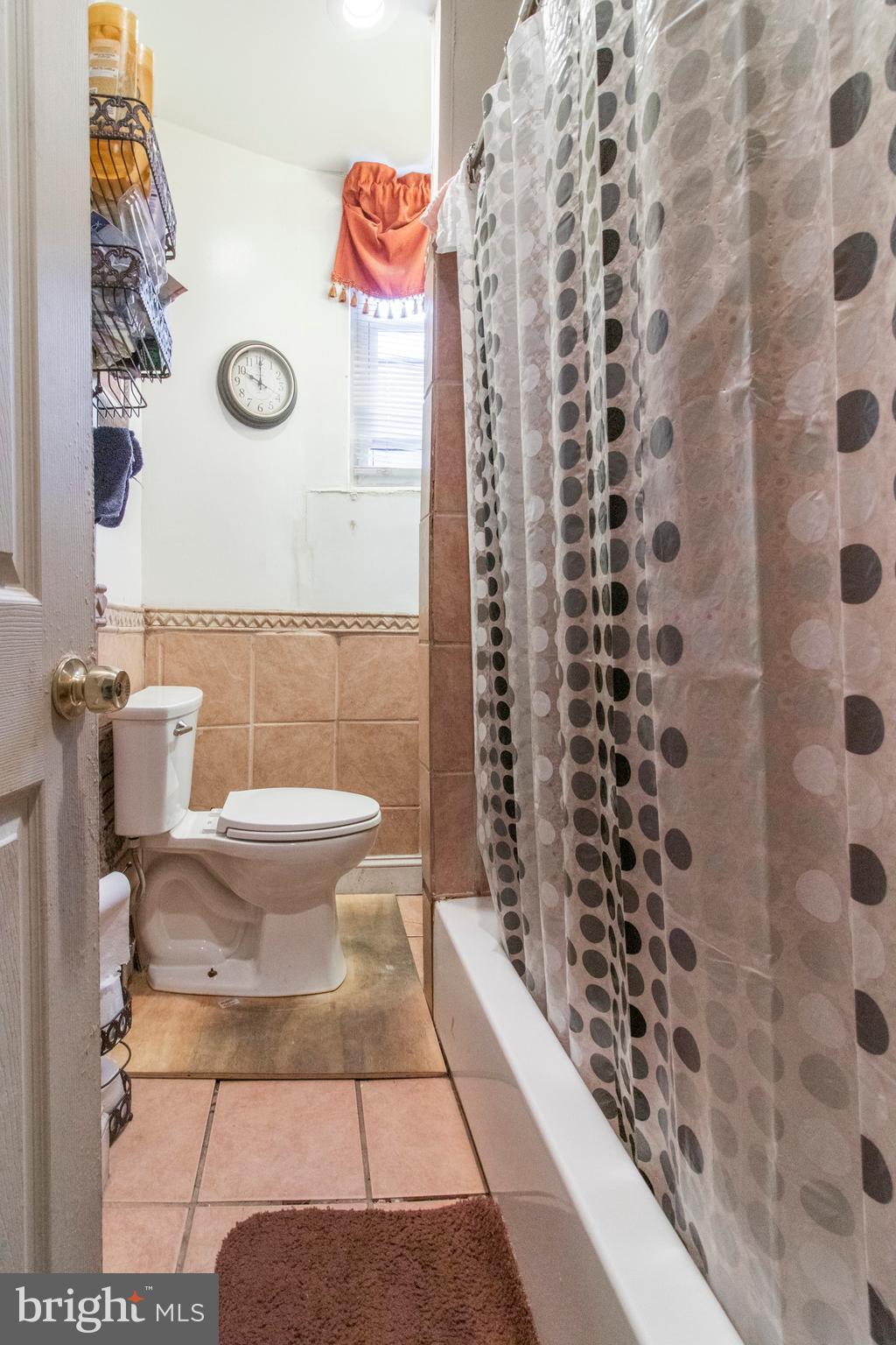 WALNUT HILL - Residential