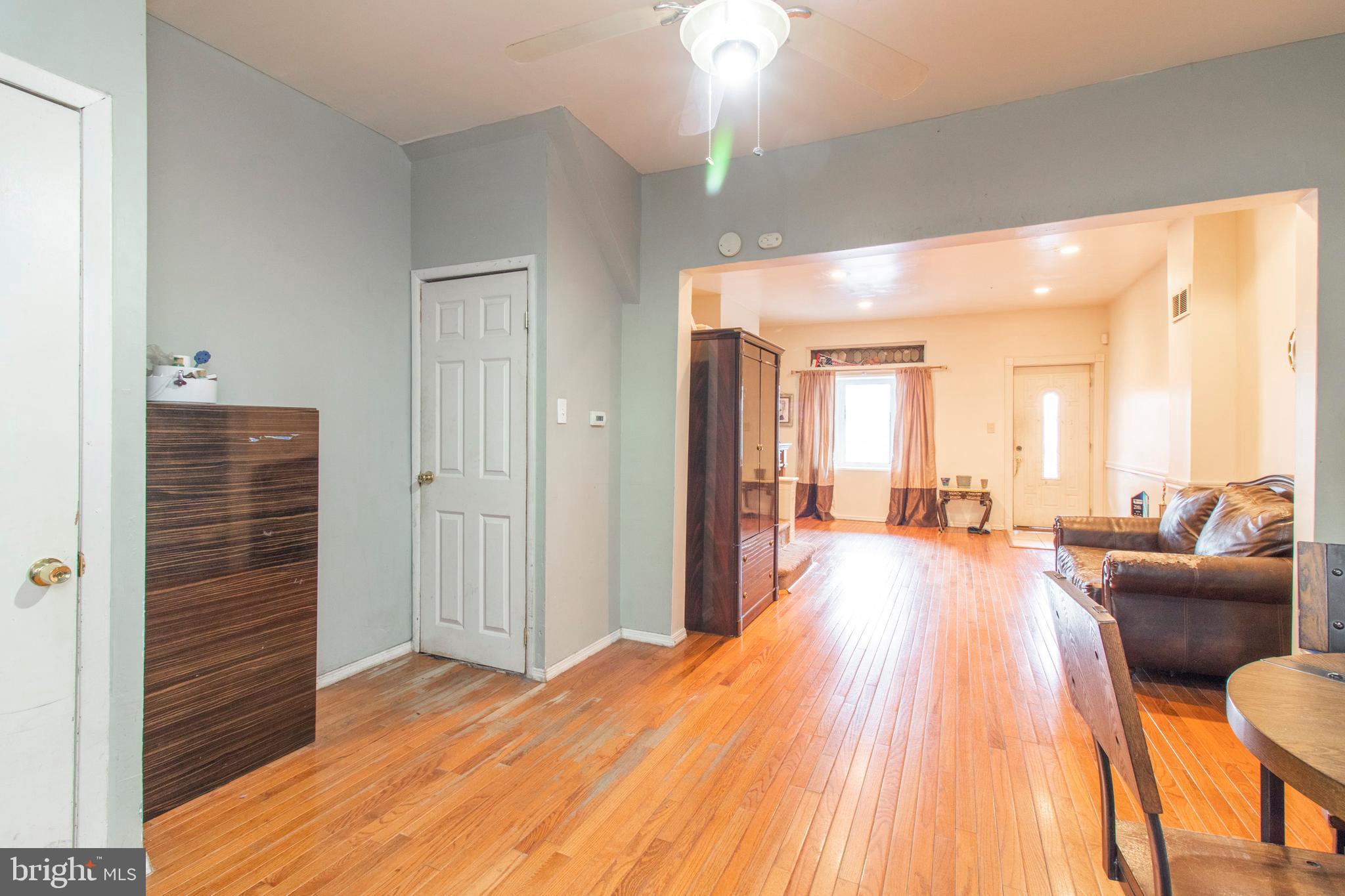 WALNUT HILL - Residential