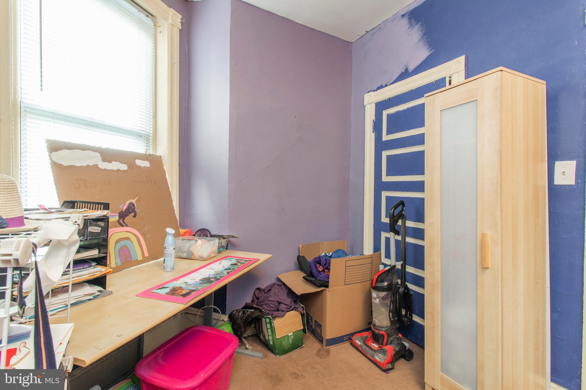 WALNUT HILL - Residential