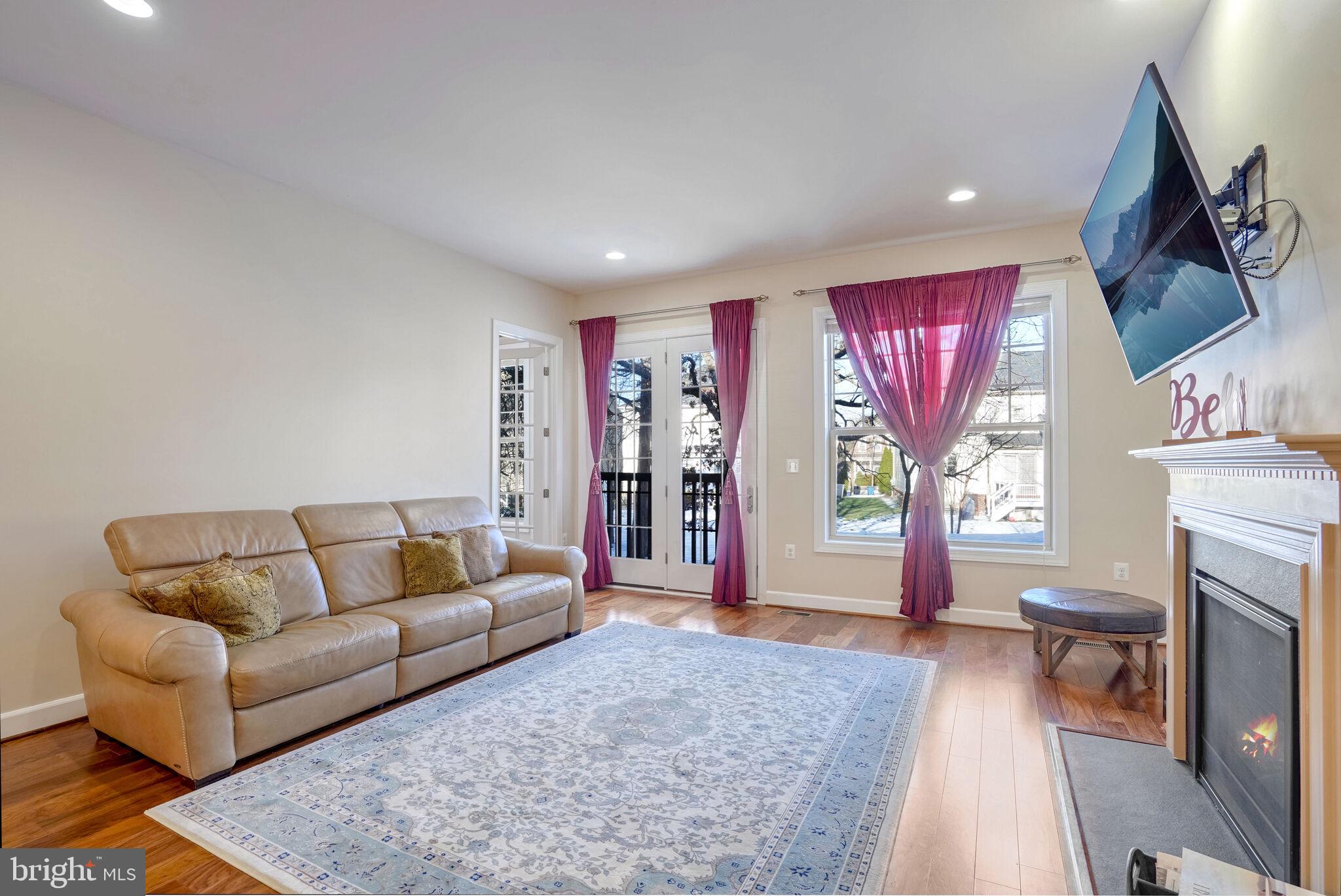 BRAMBLETON - Residential