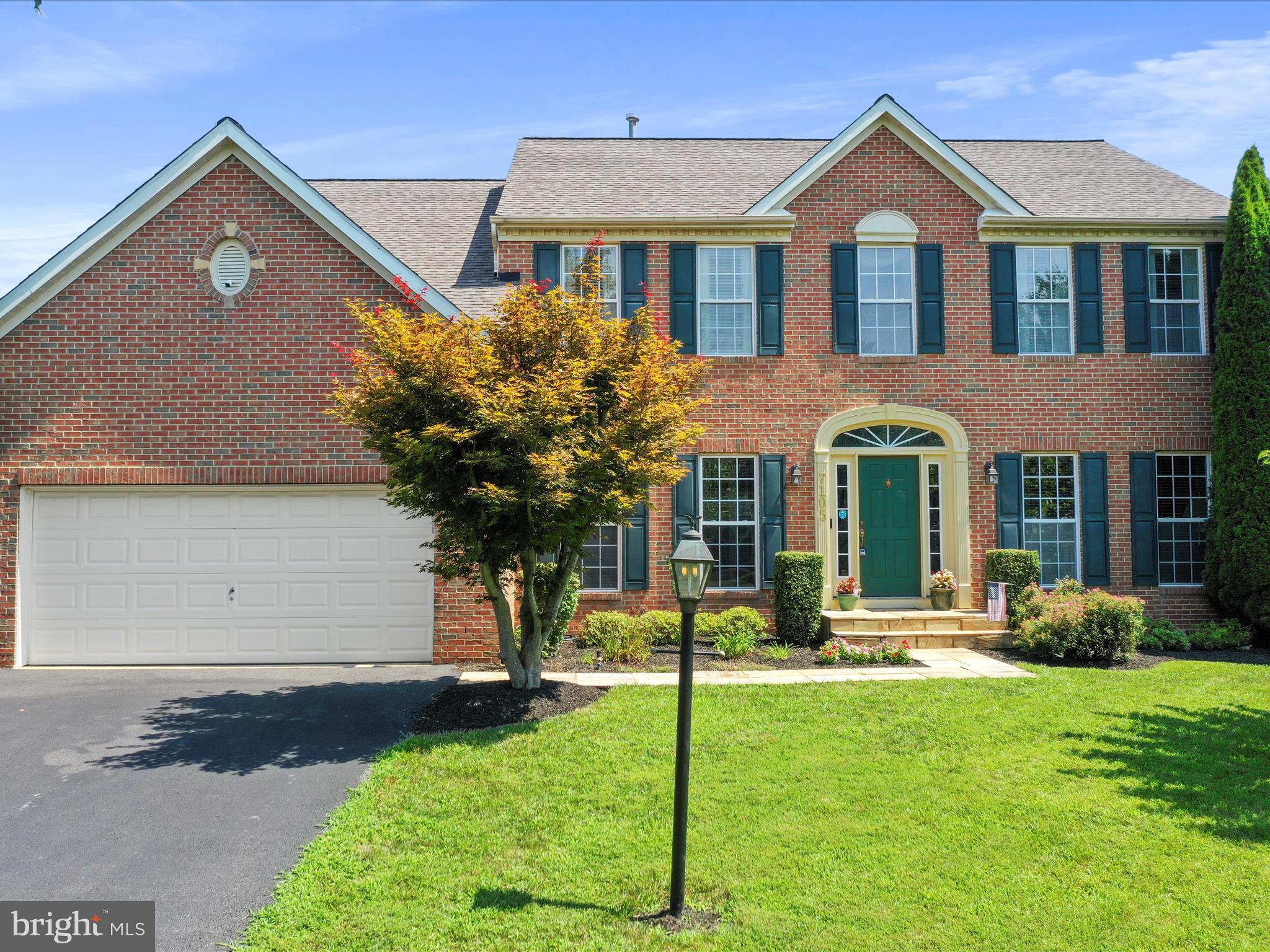 7105 STRATOS LANE