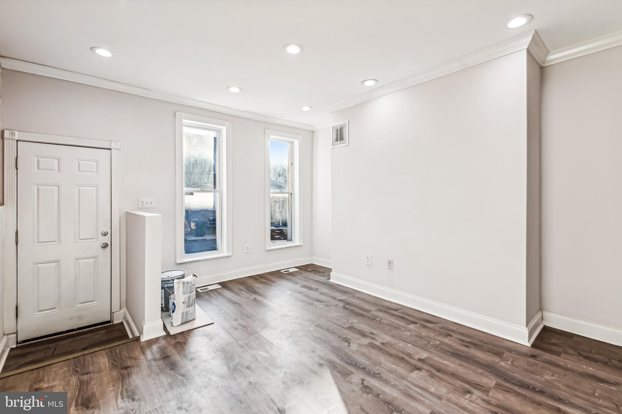 OLIVER - Residential Lease