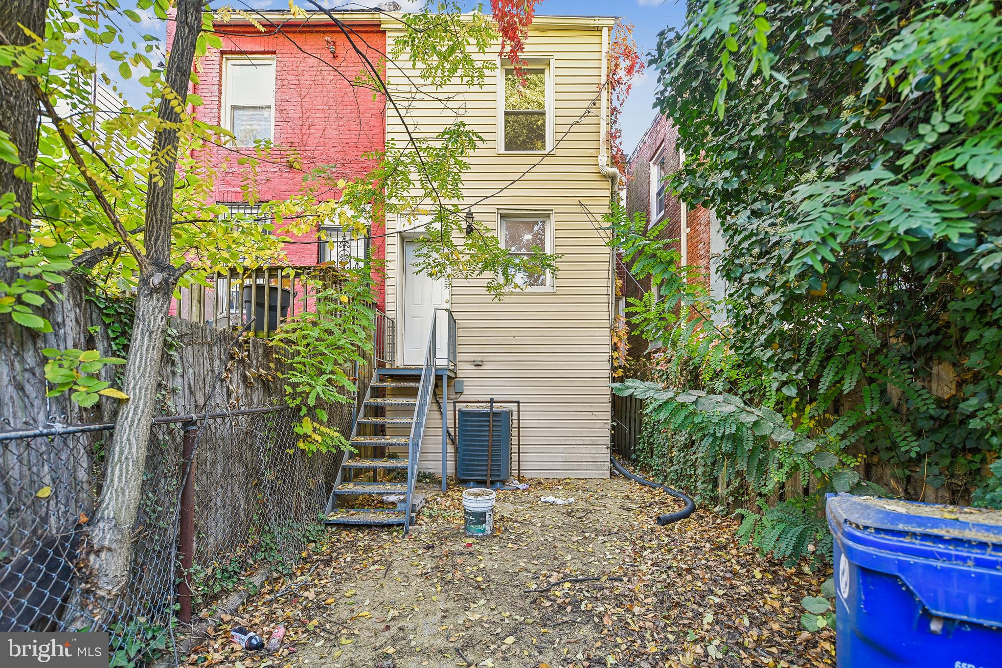 OLIVER - Residential Lease