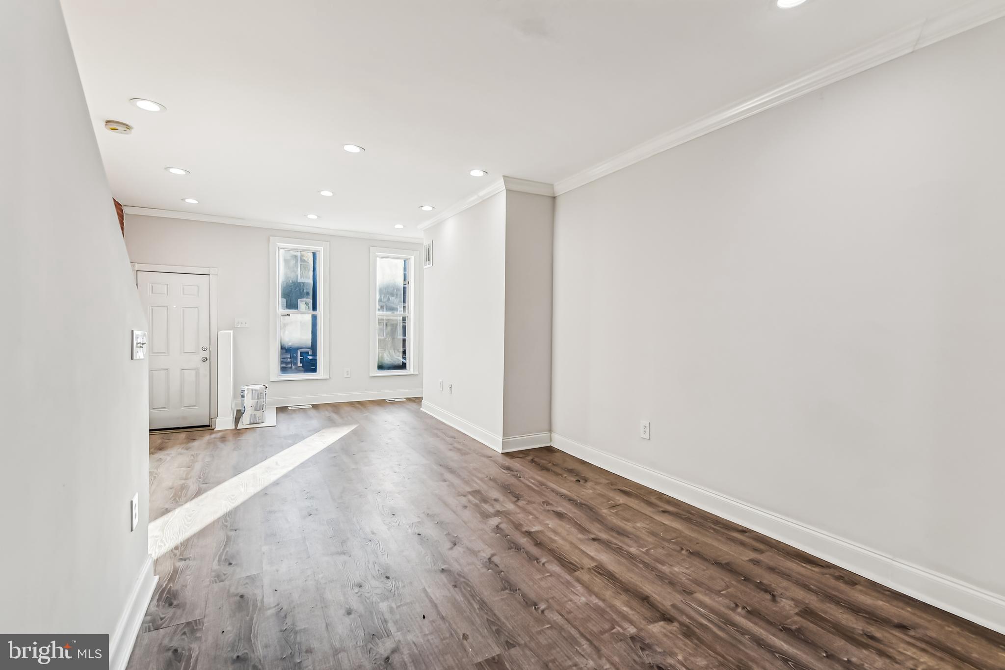 OLIVER - Residential Lease