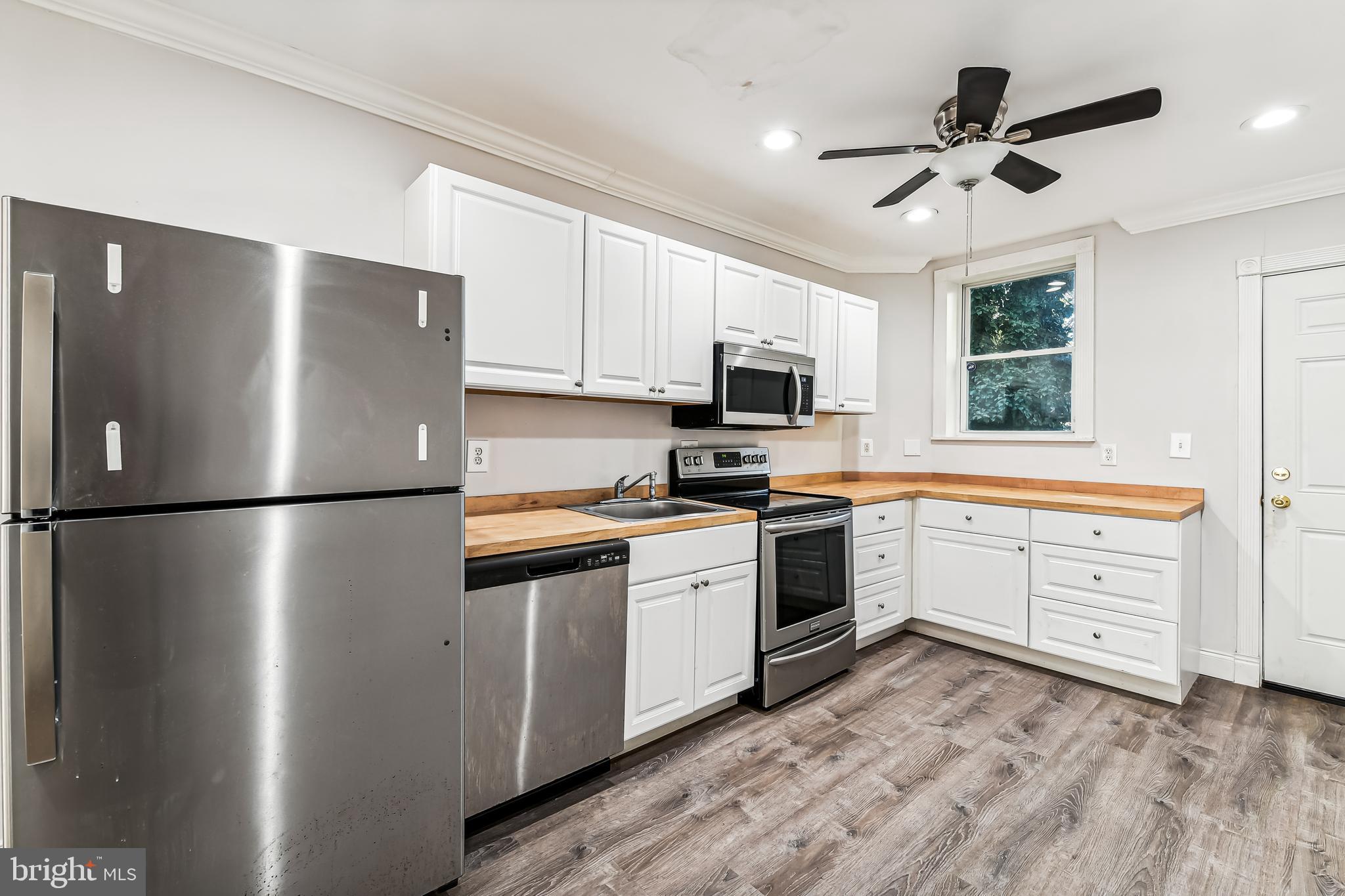 OLIVER - Residential Lease