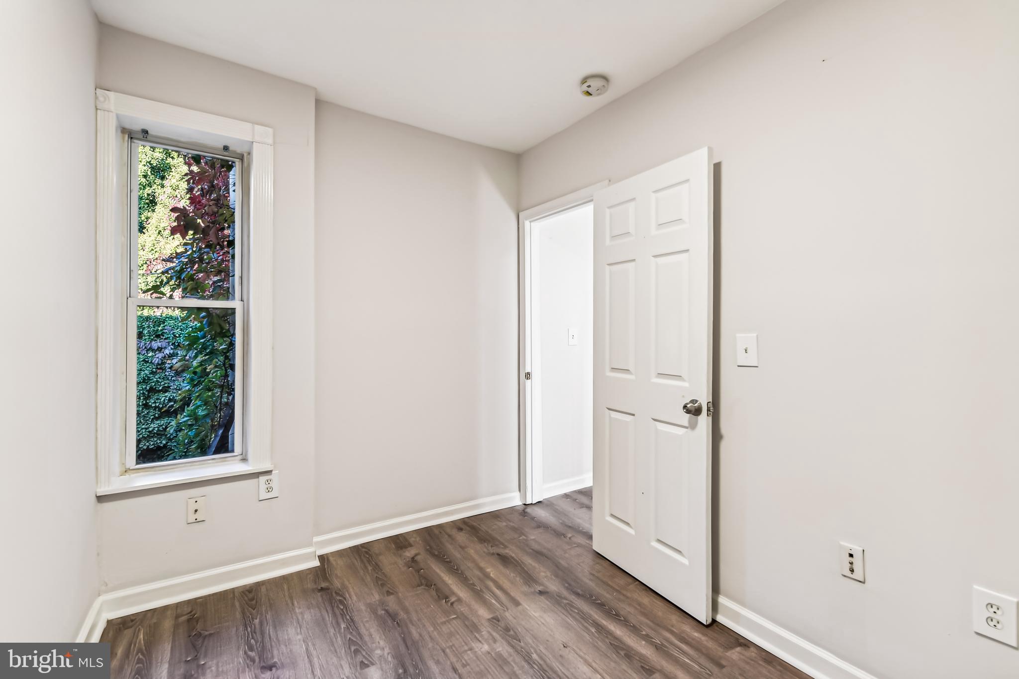 OLIVER - Residential Lease