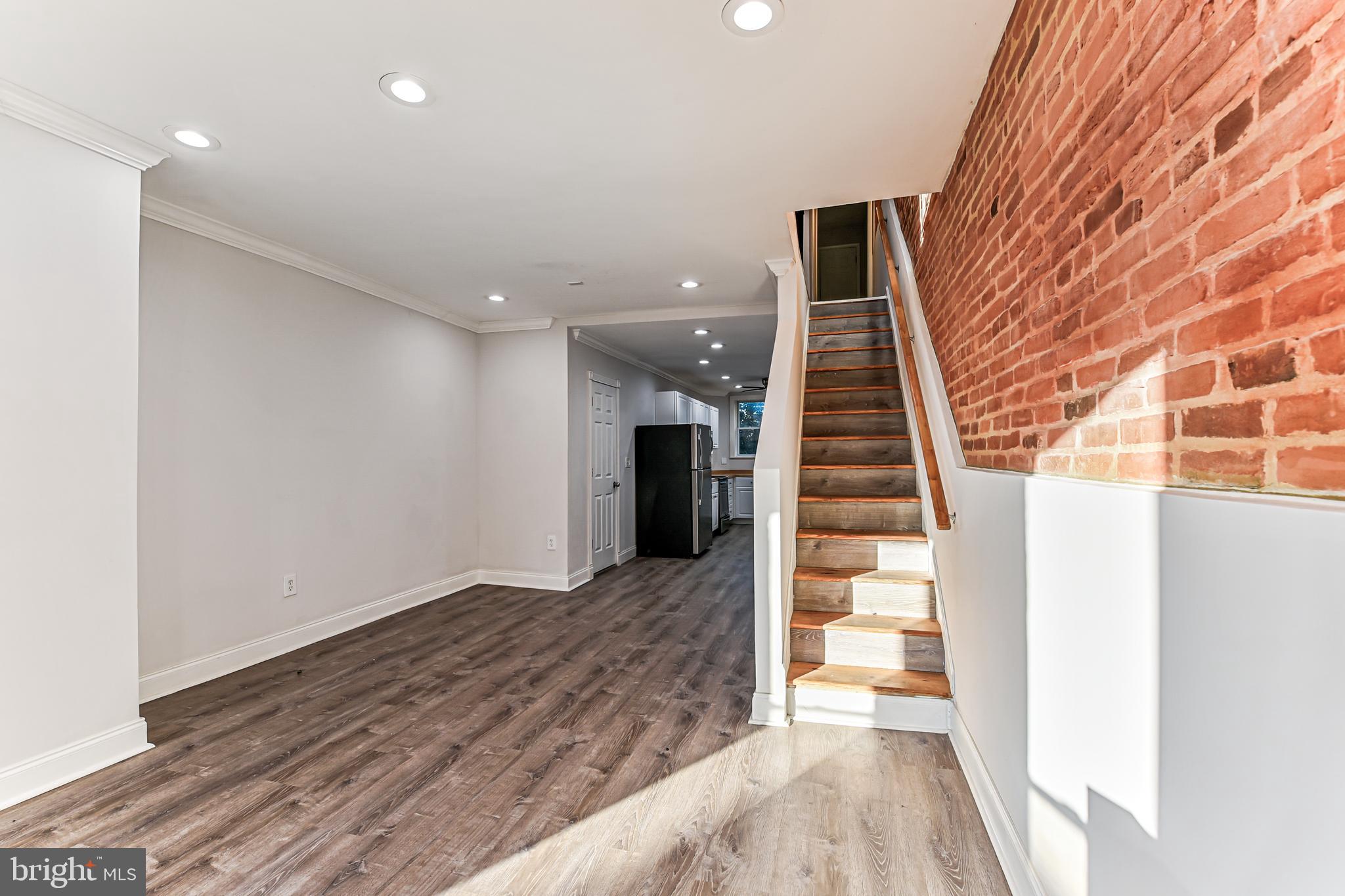 OLIVER - Residential Lease