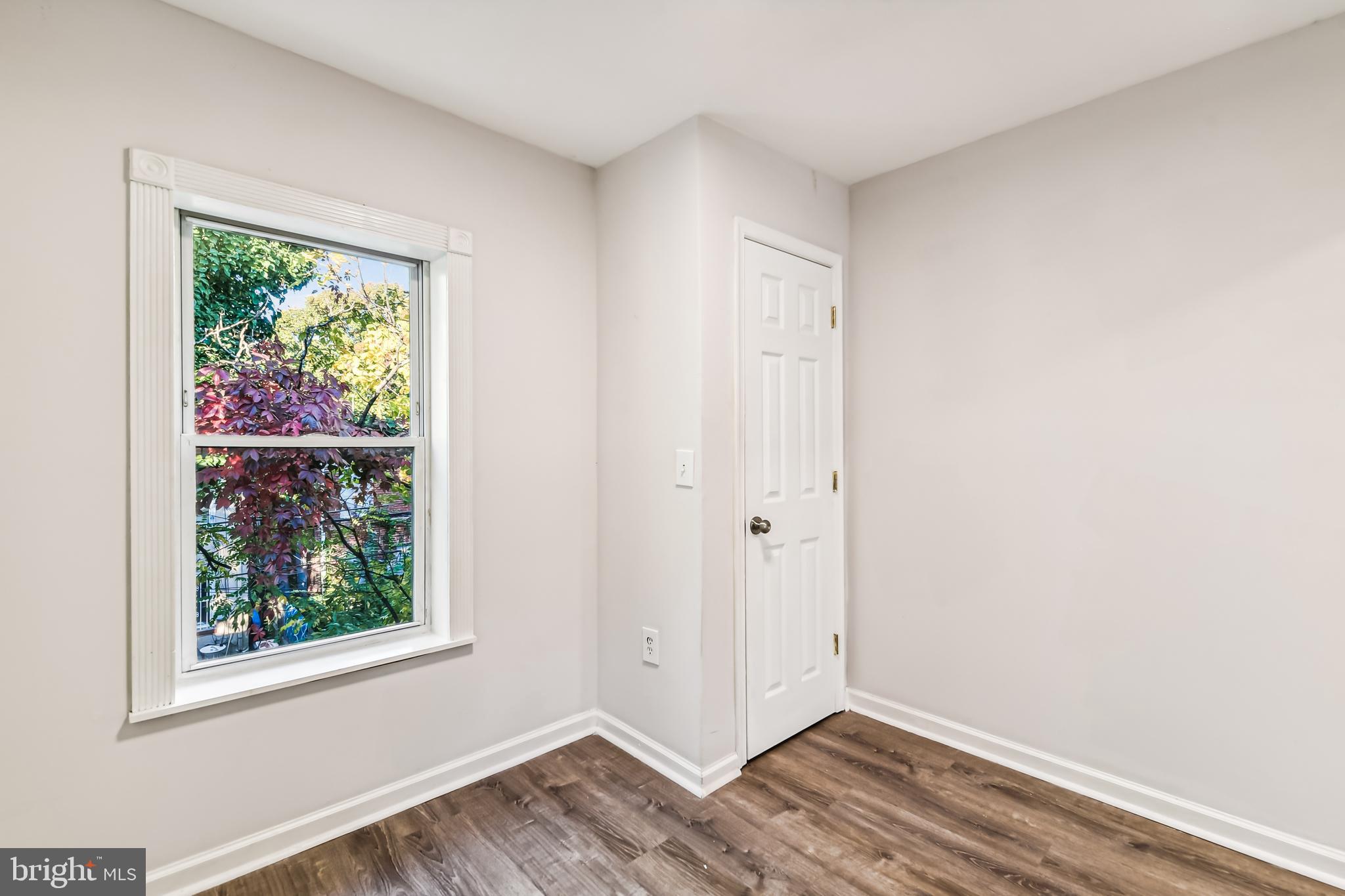 OLIVER - Residential Lease