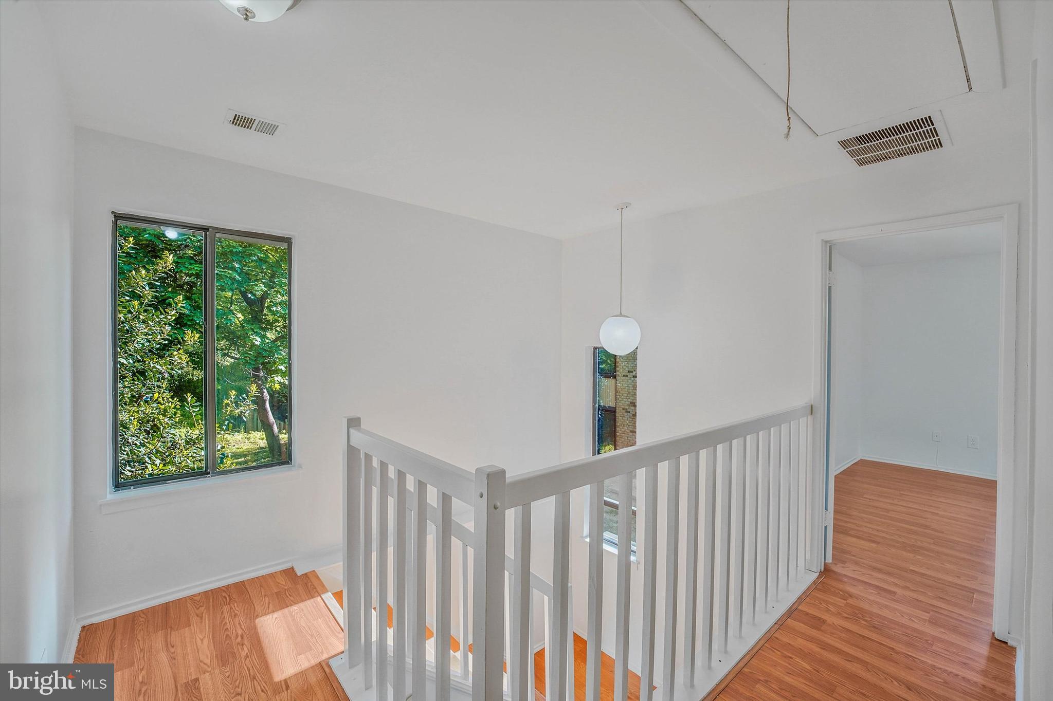 CHERRYWOOD SQUARE - Residential