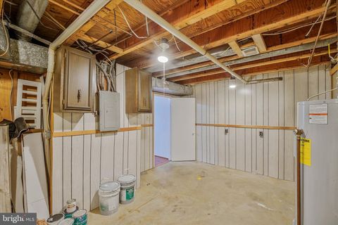 Tiny photo for 2974 Borge Street, OAKTON, VA 22124 (MLS # VAFX2306846)