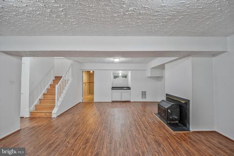 Tiny photo for 2974 Borge Street, OAKTON, VA 22124 (MLS # VAFX2306846)
