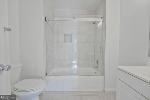 Tiny photo for 2974 Borge Street, OAKTON, VA 22124 (MLS # VAFX2306846)