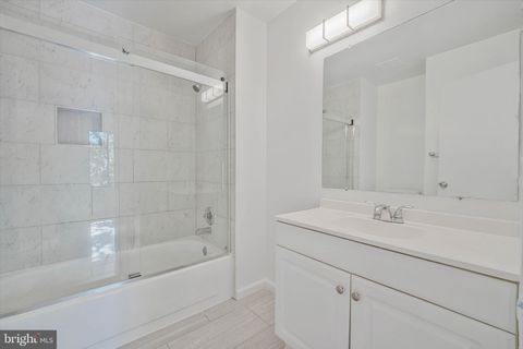 Tiny photo for 2974 Borge Street, OAKTON, VA 22124 (MLS # VAFX2306846)