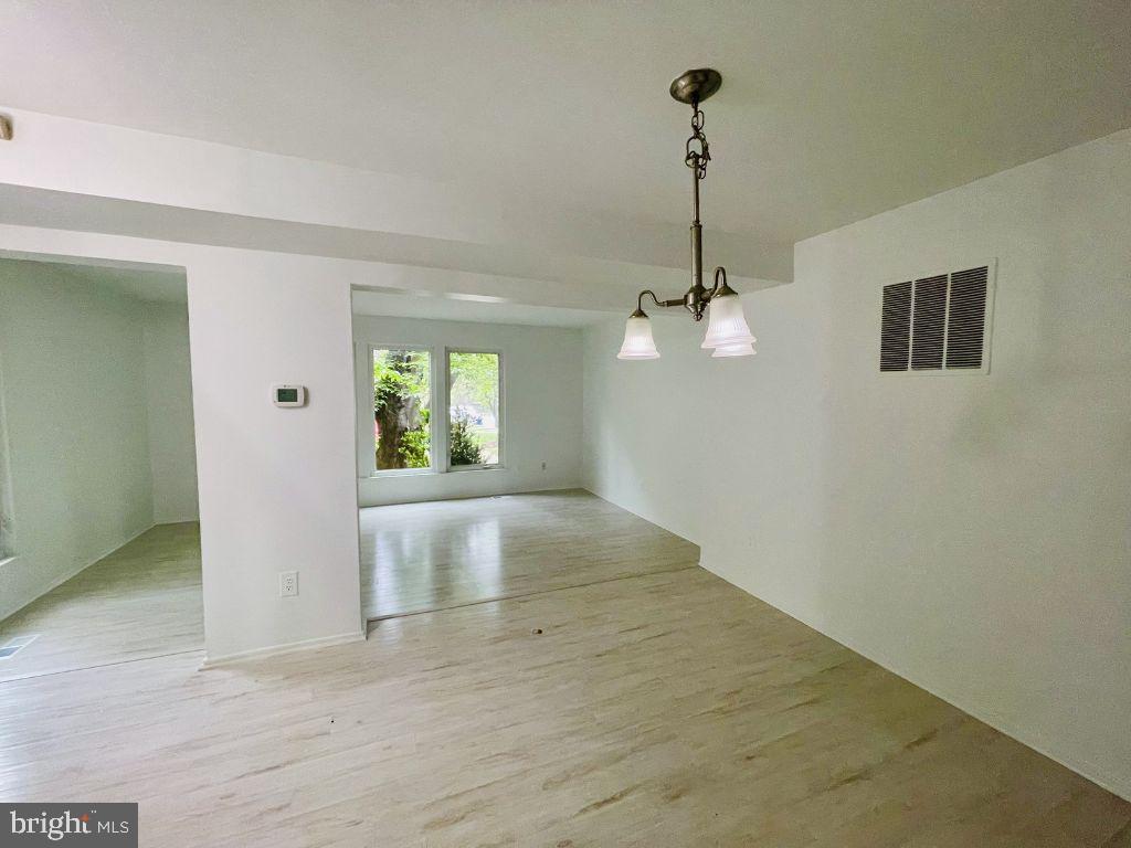CHERRYWOOD SQUARE - Residential