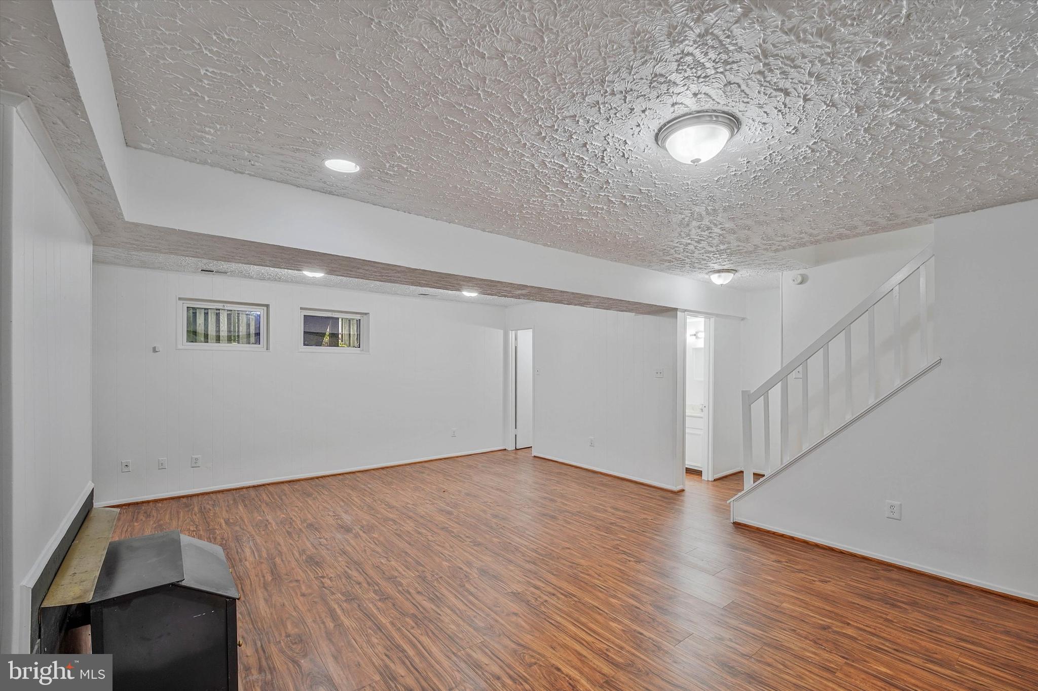 CHERRYWOOD SQUARE - Residential