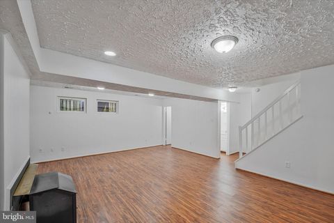 Tiny photo for 2974 Borge Street, OAKTON, VA 22124 (MLS # VAFX2306846)