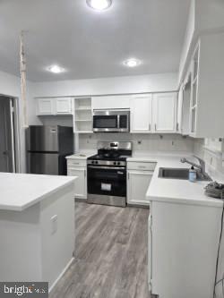 CHERRYWOOD SQUARE - Residential