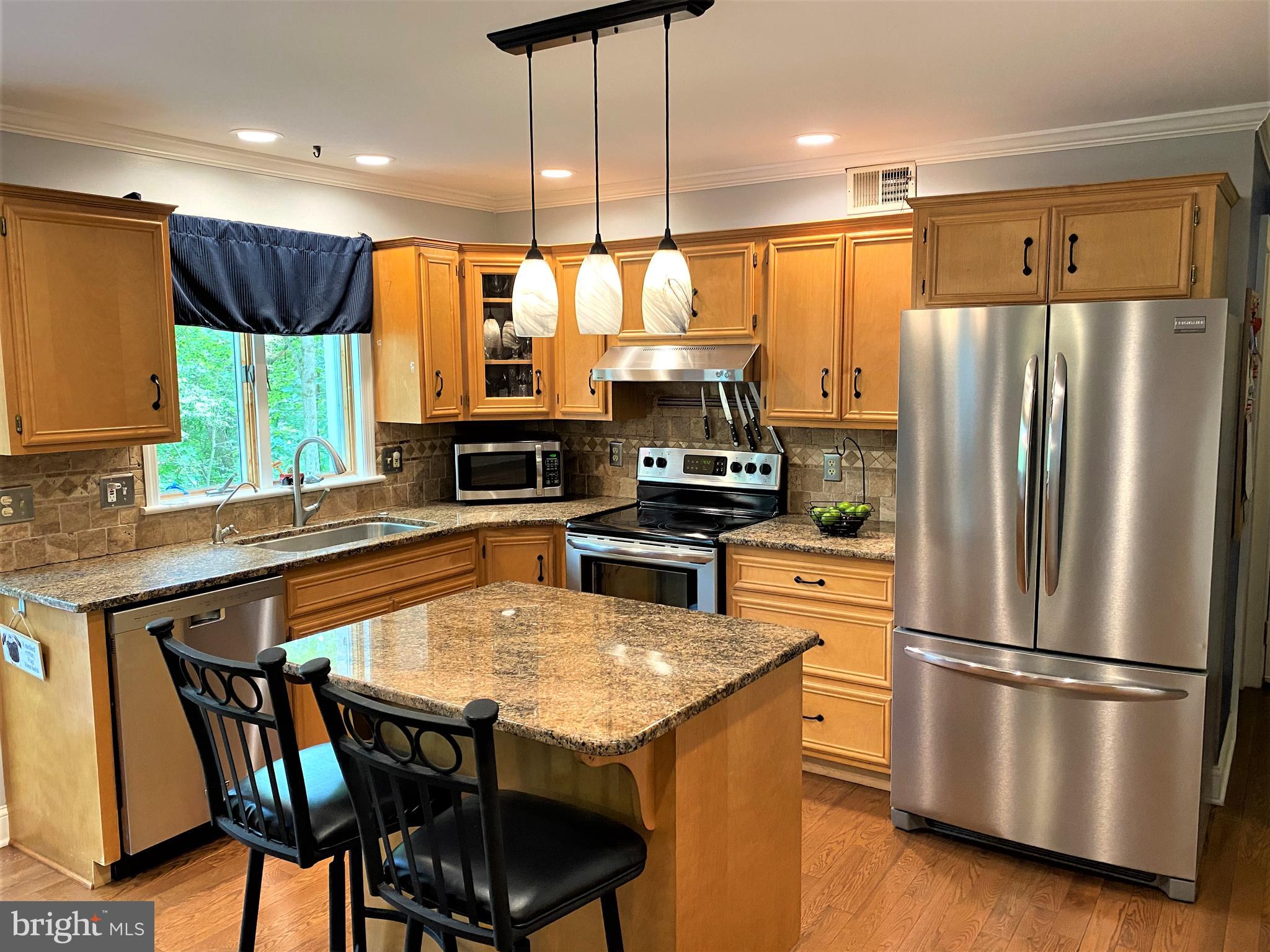 RIDGE RUN - Residential