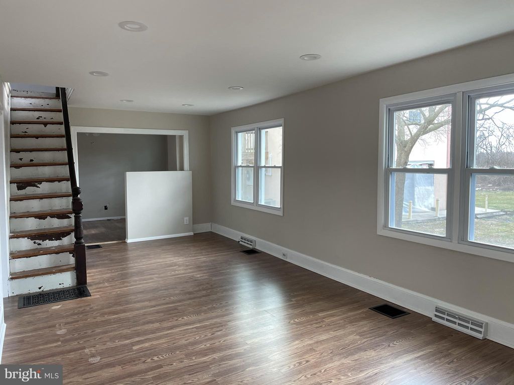 Photo of 5665 Hulmeville Road, BENSALEM, PA 19020 (MLS # PABU2099808)