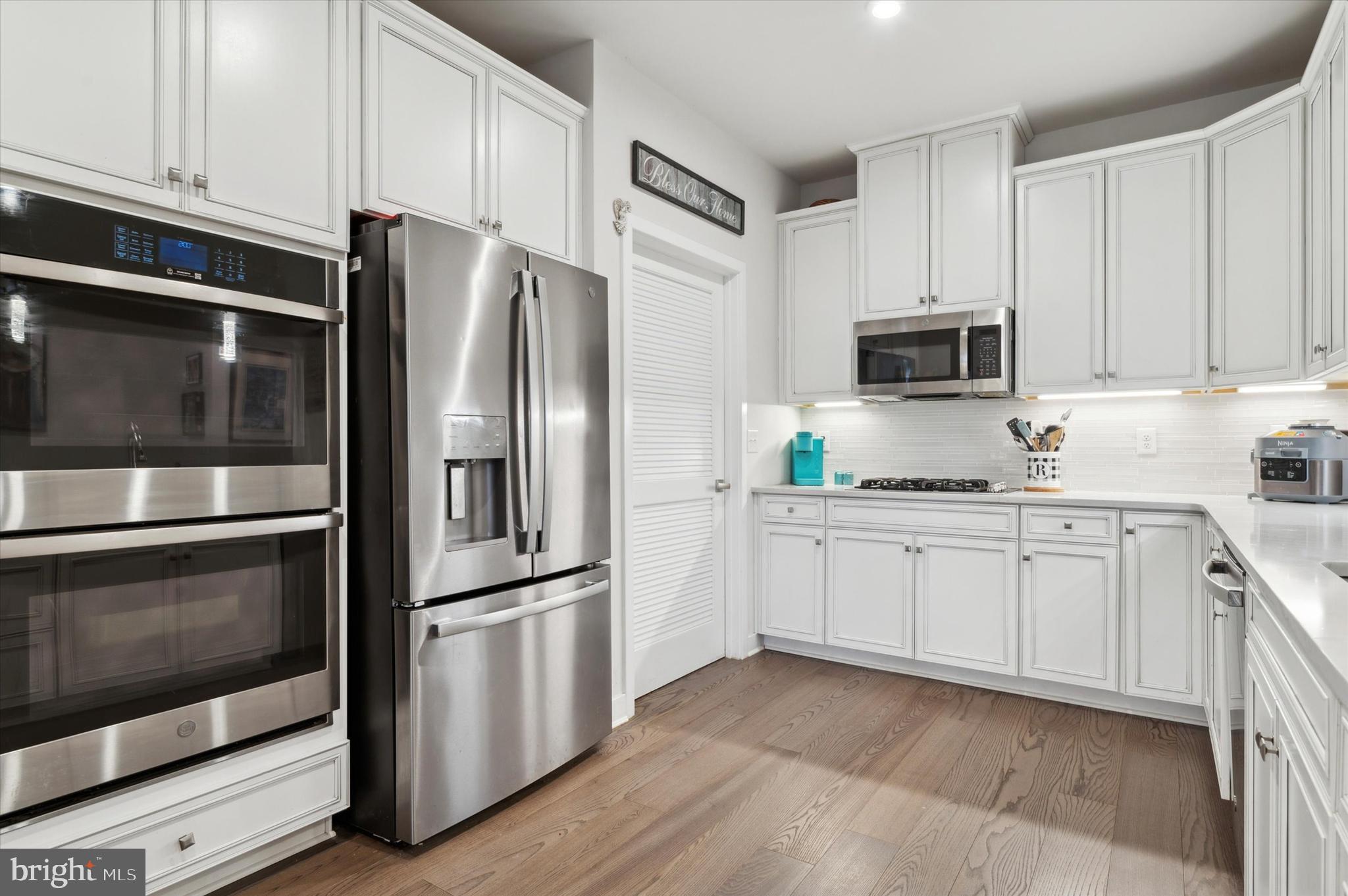 LONGWOOD PRESERVE - Residential