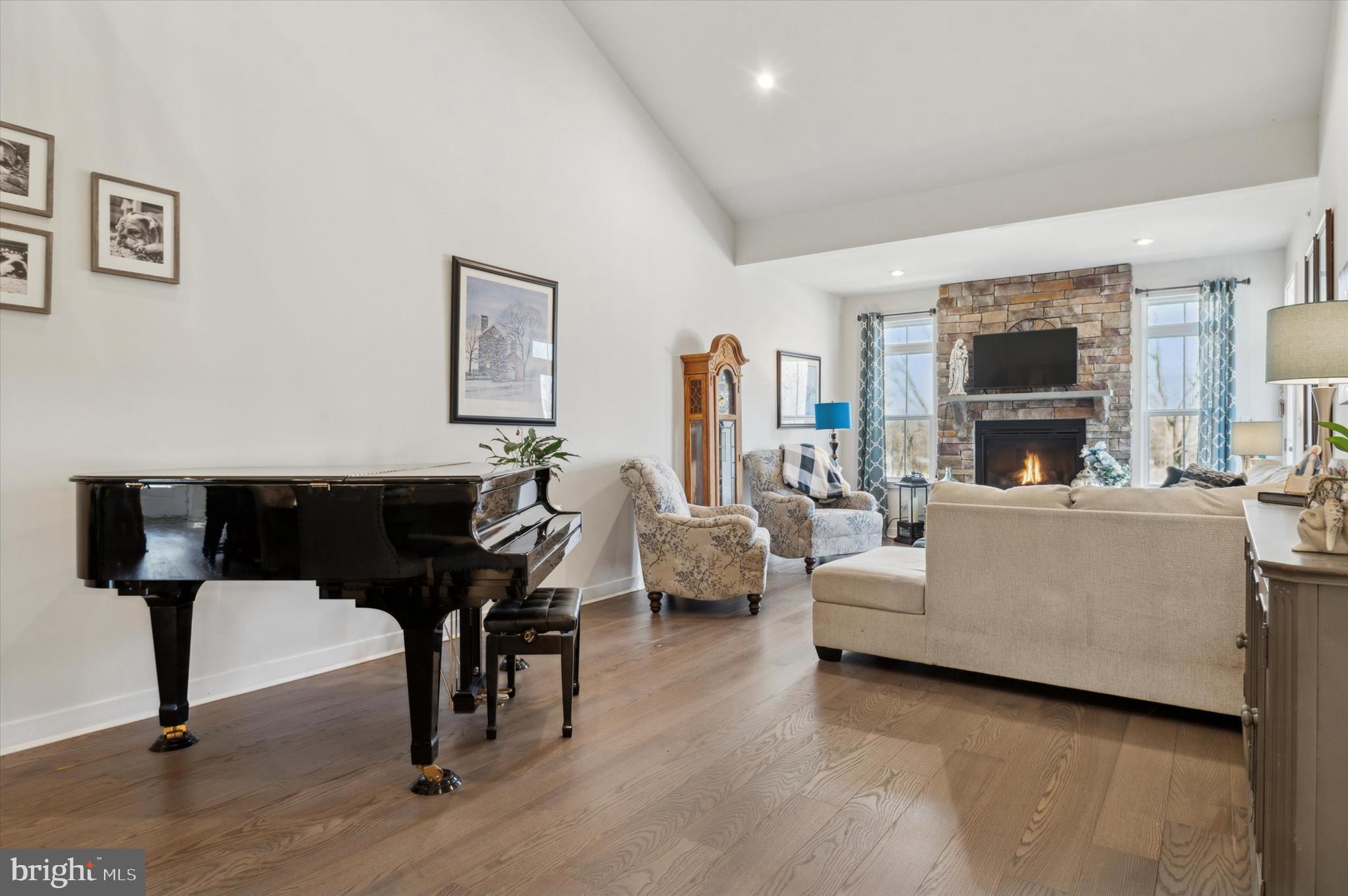 LONGWOOD PRESERVE - Residential