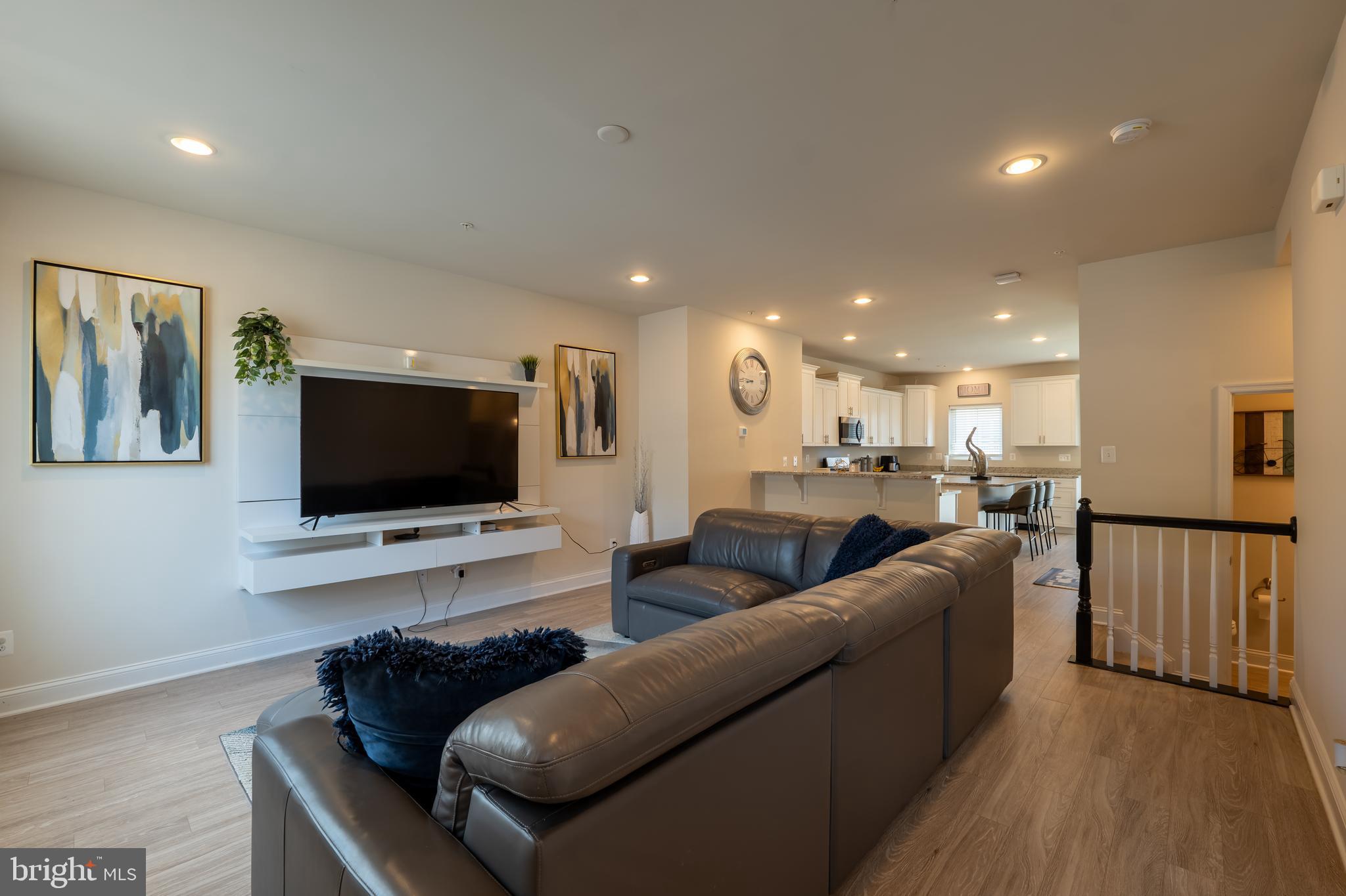 BEECH CREEK - Residential