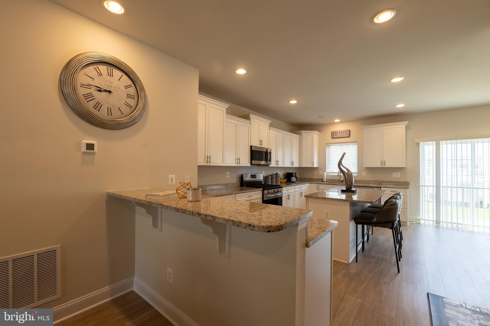 BEECH CREEK - Residential