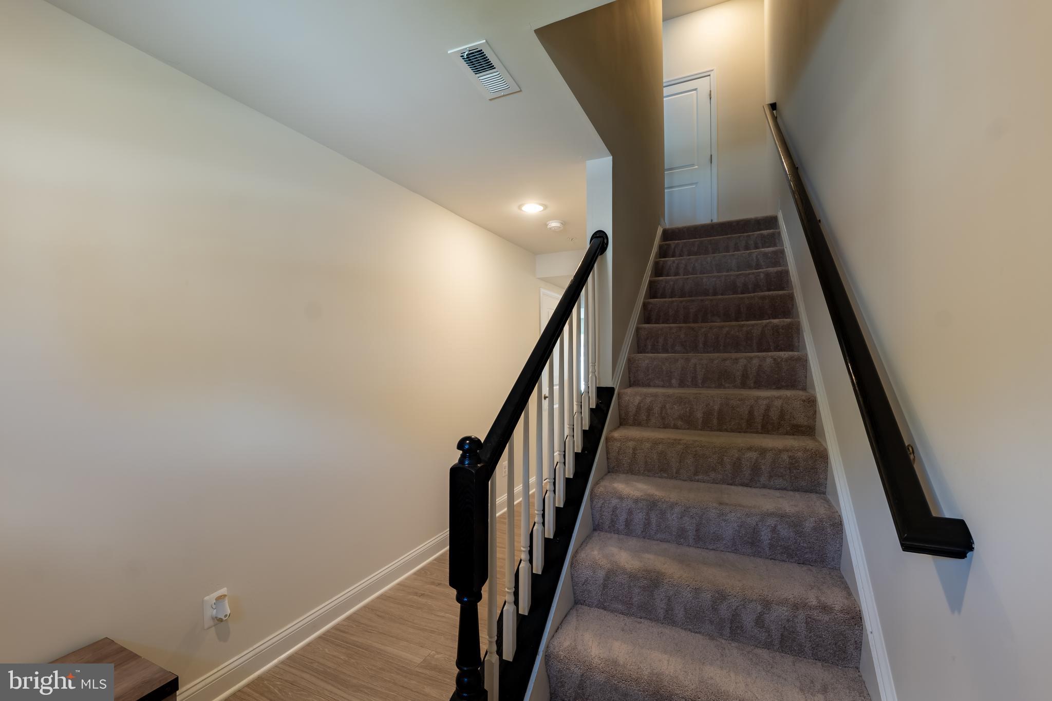 BEECH CREEK - Residential