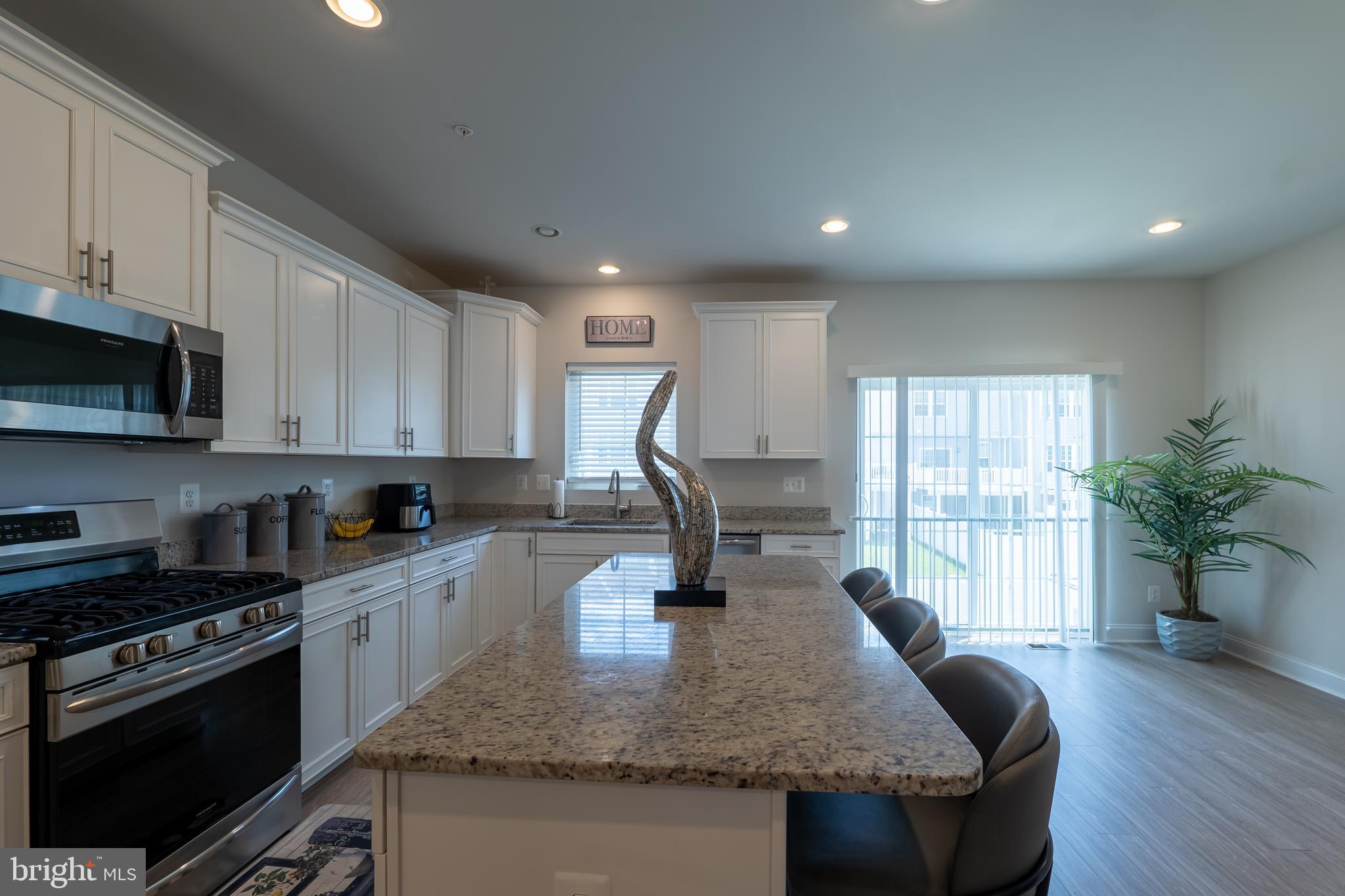 BEECH CREEK - Residential