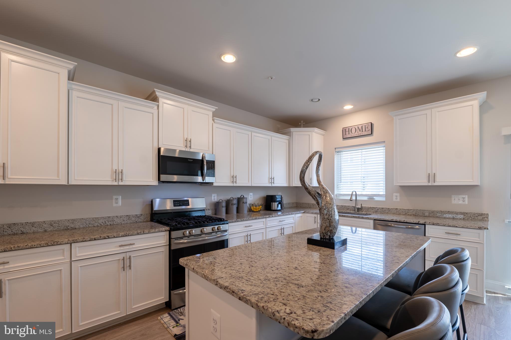 BEECH CREEK - Residential