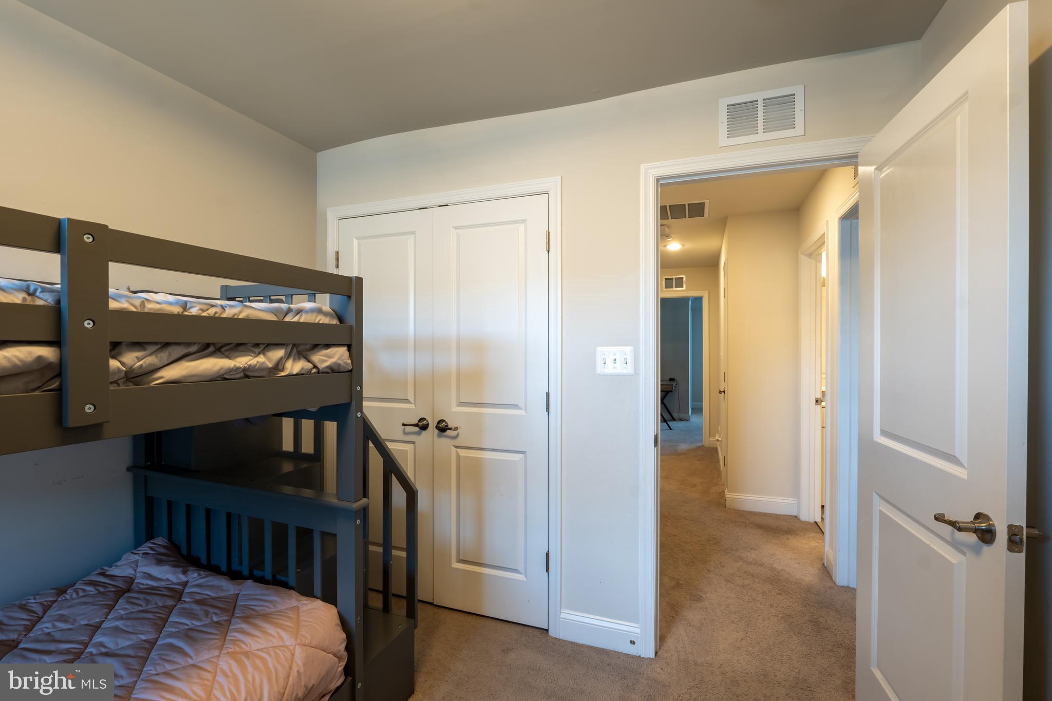 BEECH CREEK - Residential