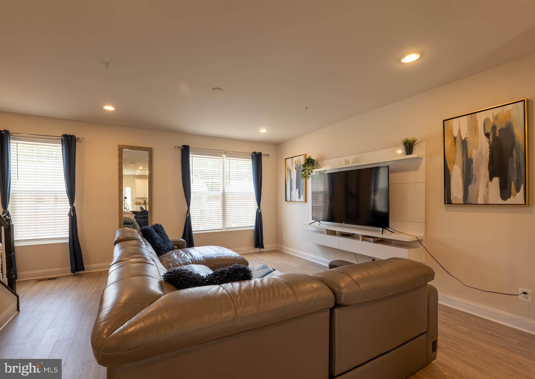 BEECH CREEK - Residential