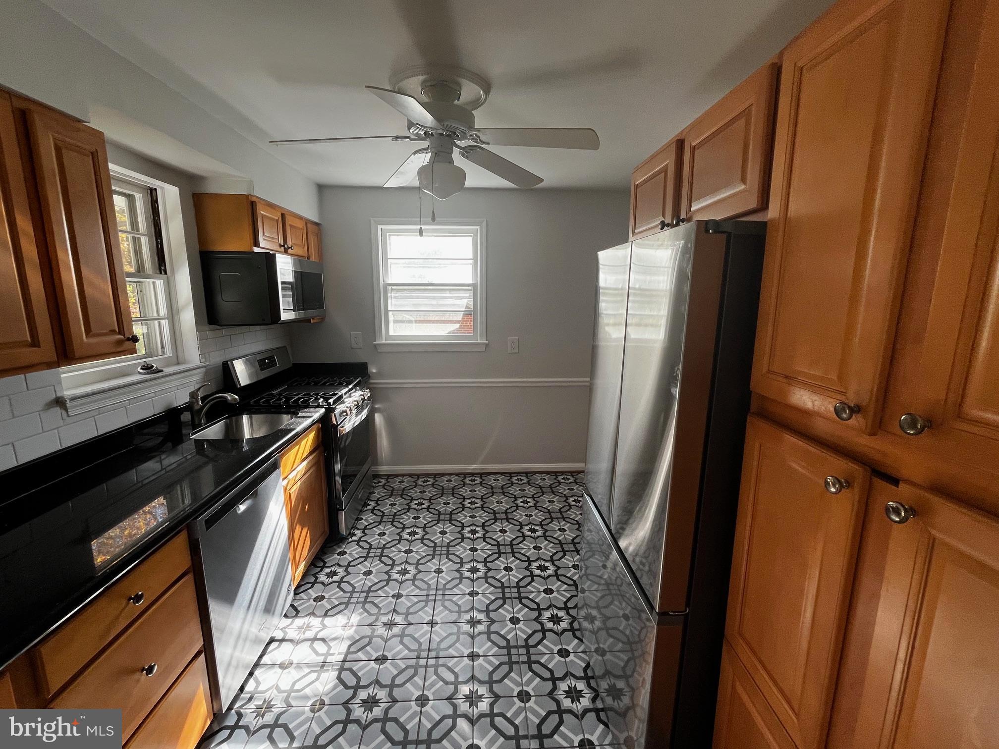 FLEISCHMAN VILLAGE - Residential