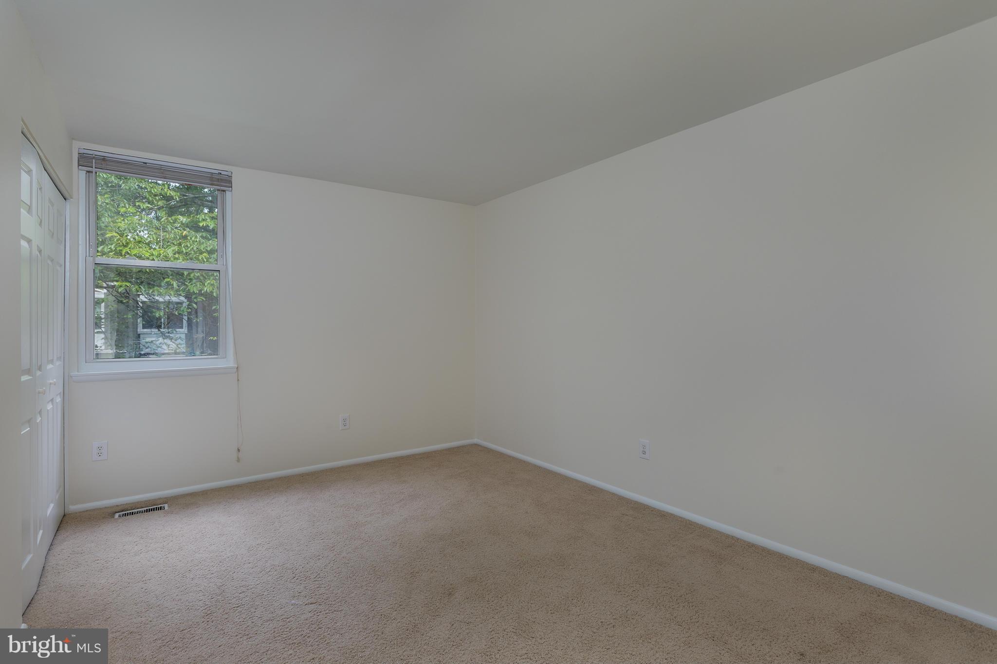 RESTON - Residential Lease