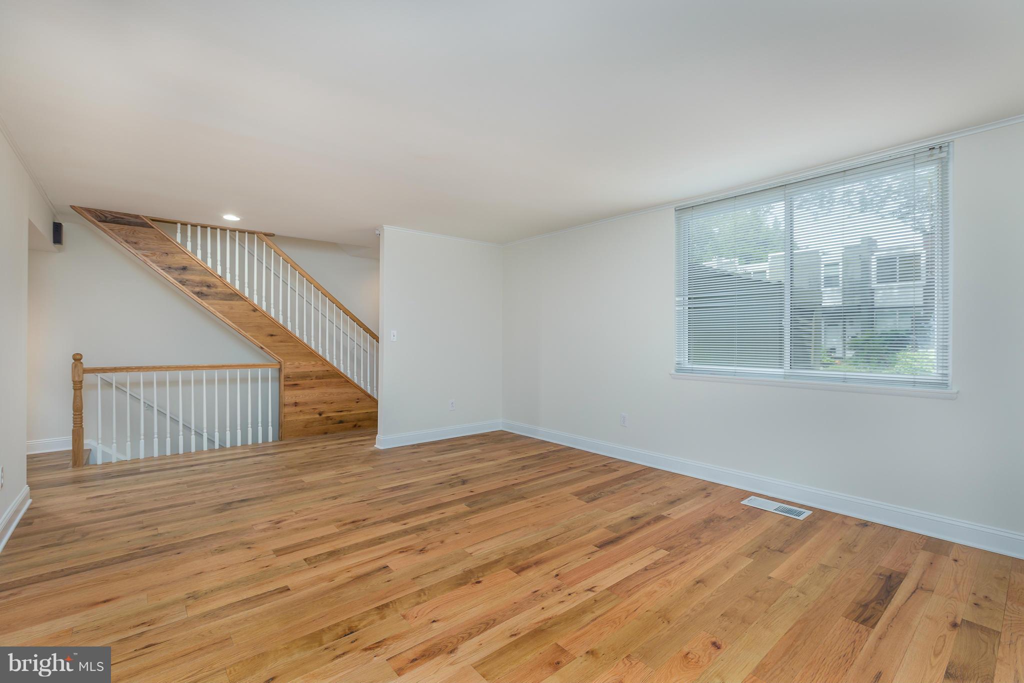 RESTON - Residential Lease