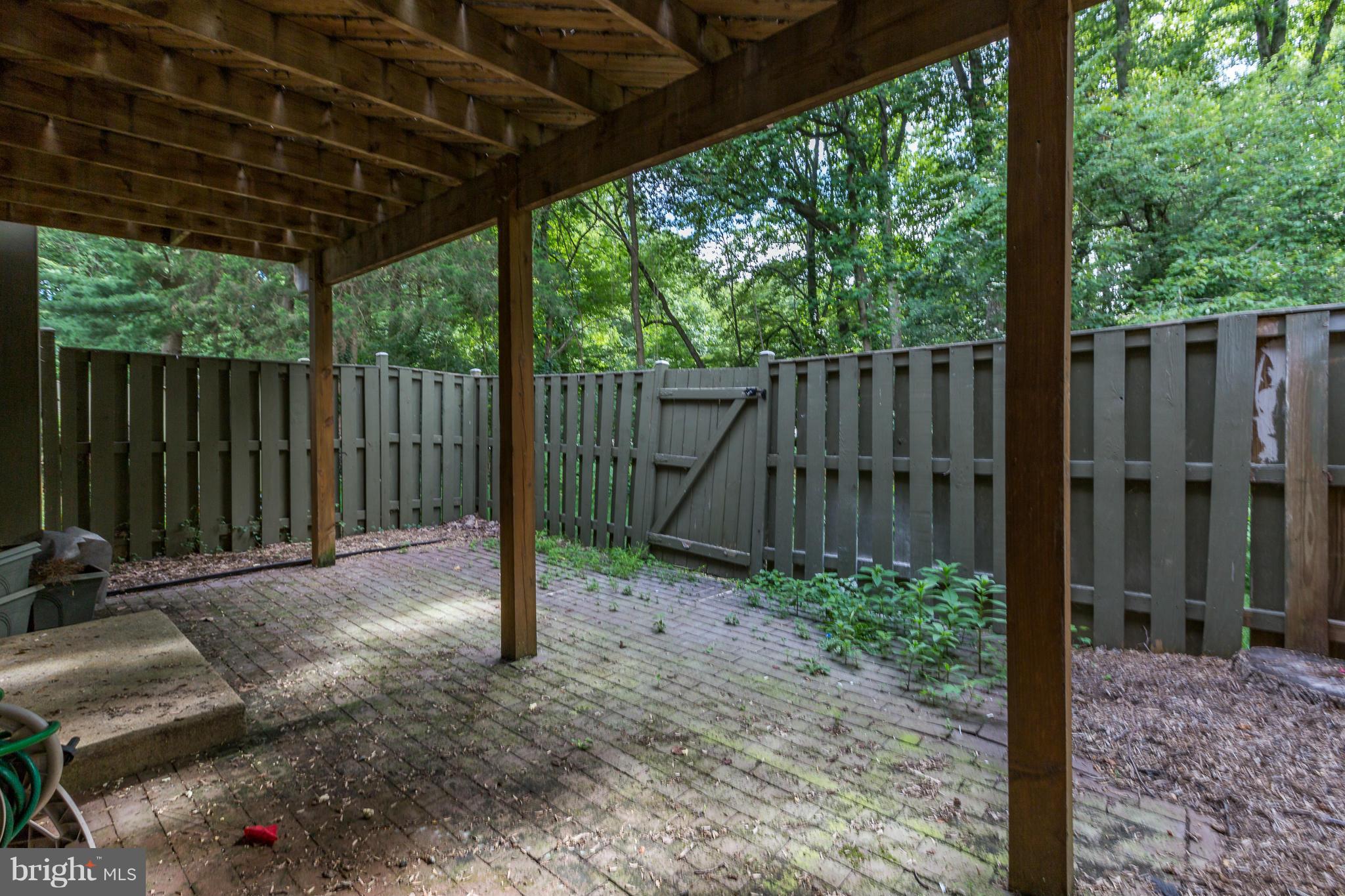 RESTON - Residential Lease