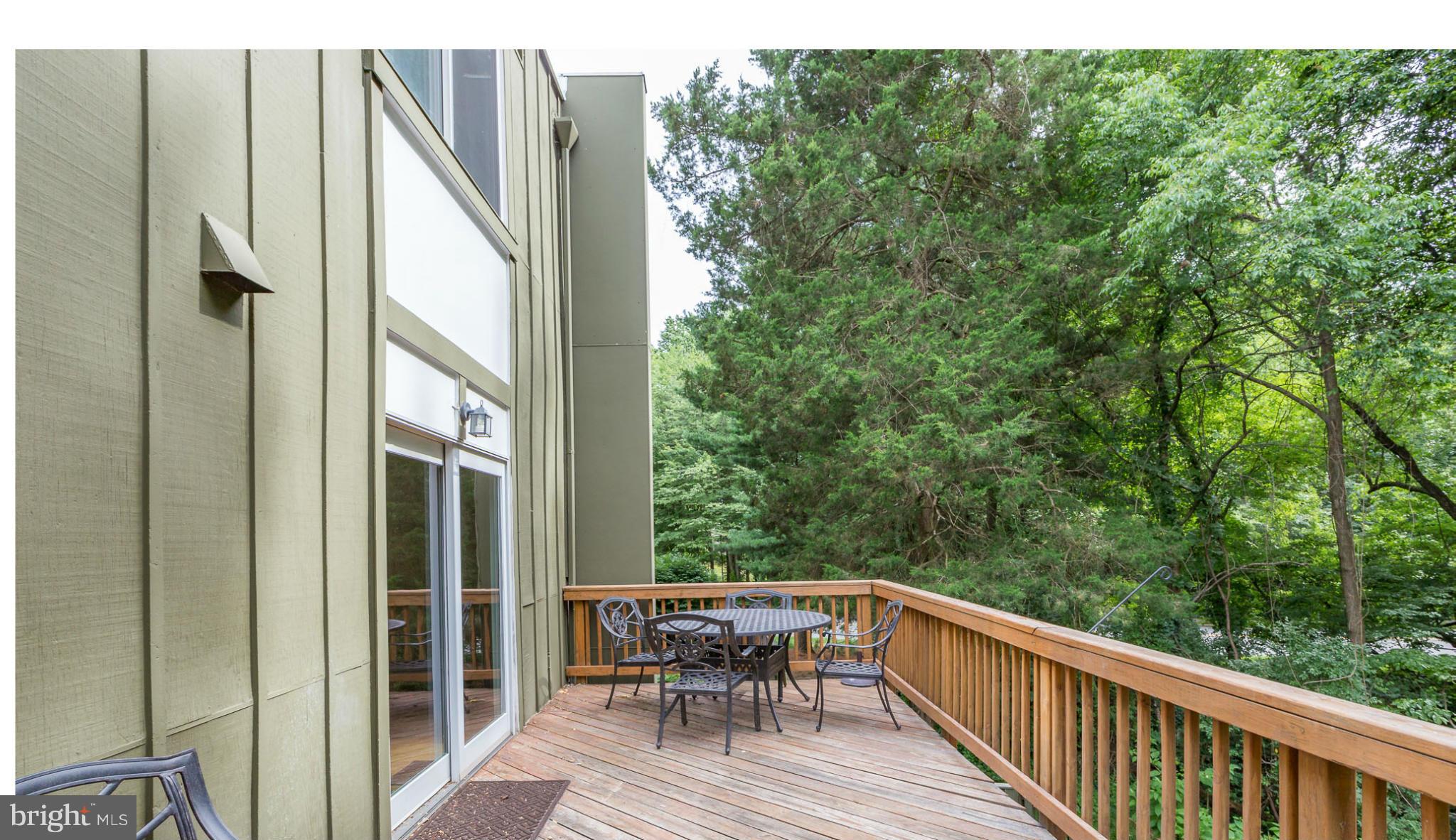 RESTON - Residential Lease