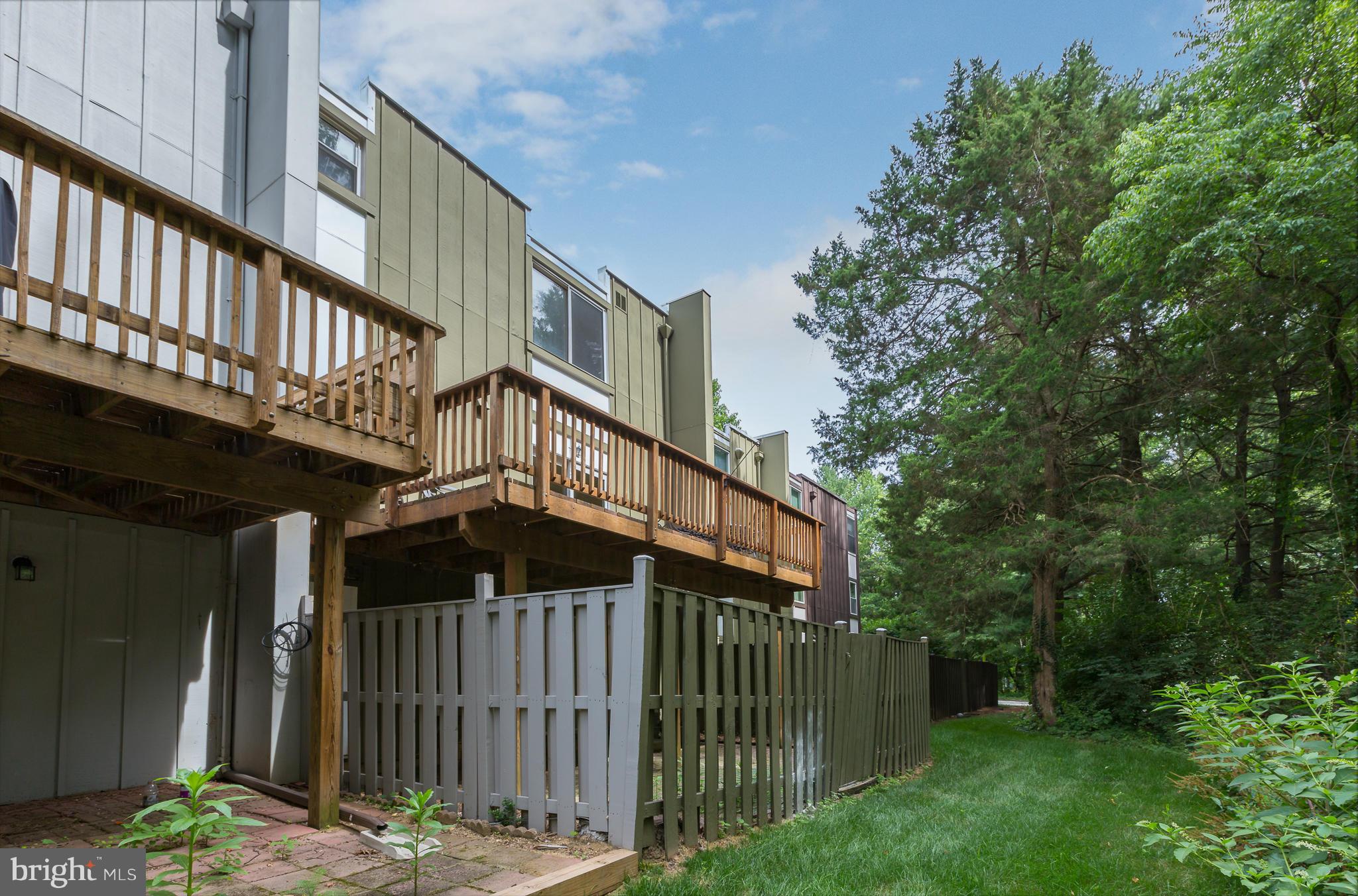 RESTON - Residential Lease